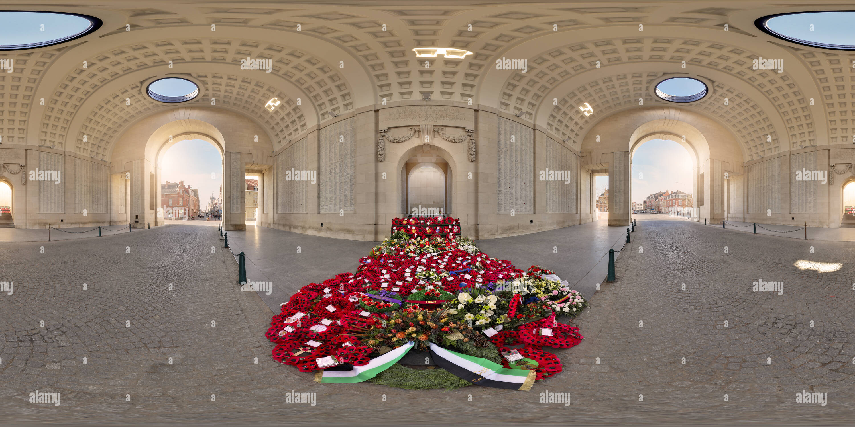 View Of The Menin Gate Memorial To The Missing Ypres Belgium Alamy