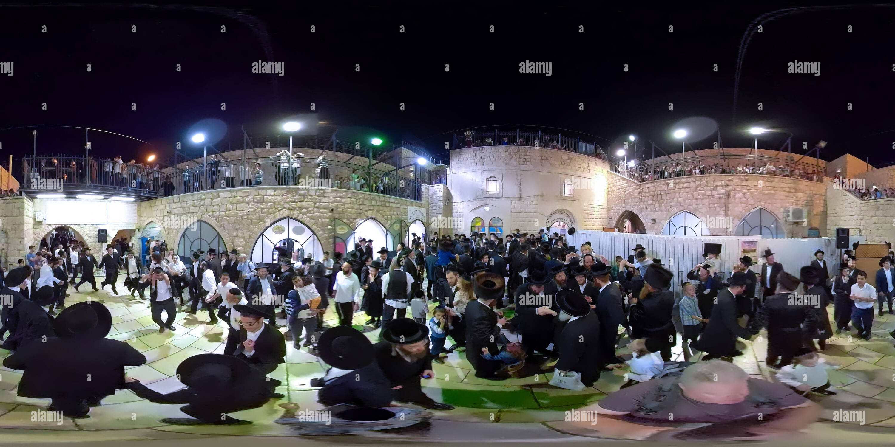 360° View Of Haredim Celebrate Tu B'Av, The Hebrew Holiday Of Love In ...