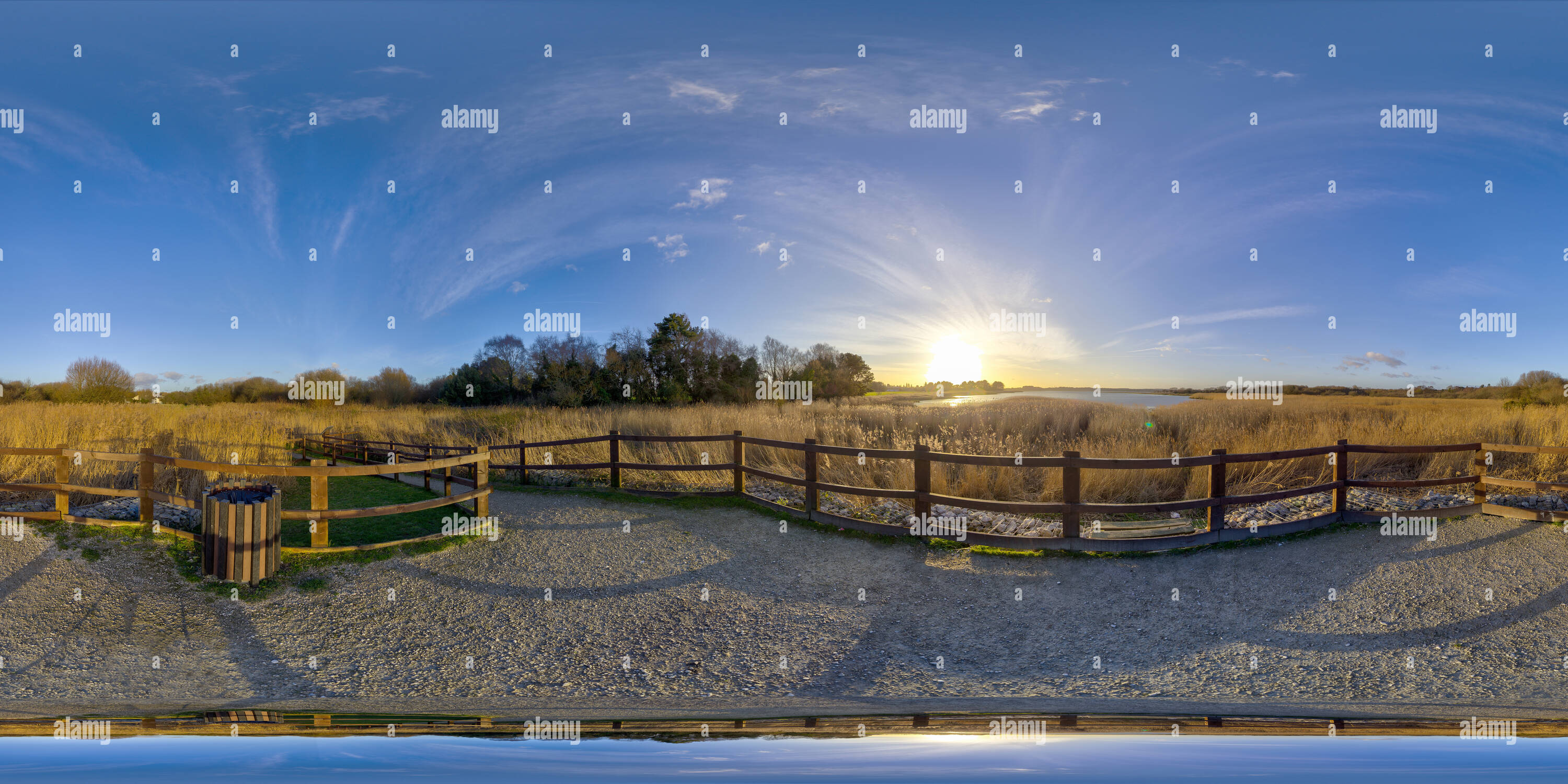 360° view of Lytchett Bay Poole Harbour - Alamy