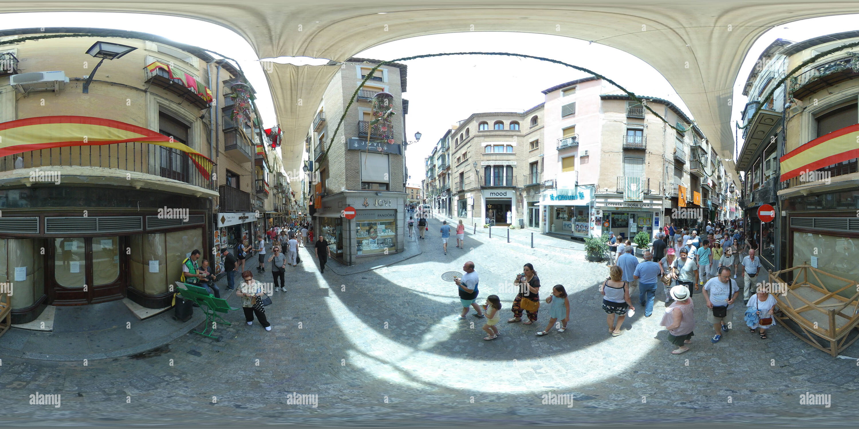 360° view of Calle Comercio, Toledo Alamy