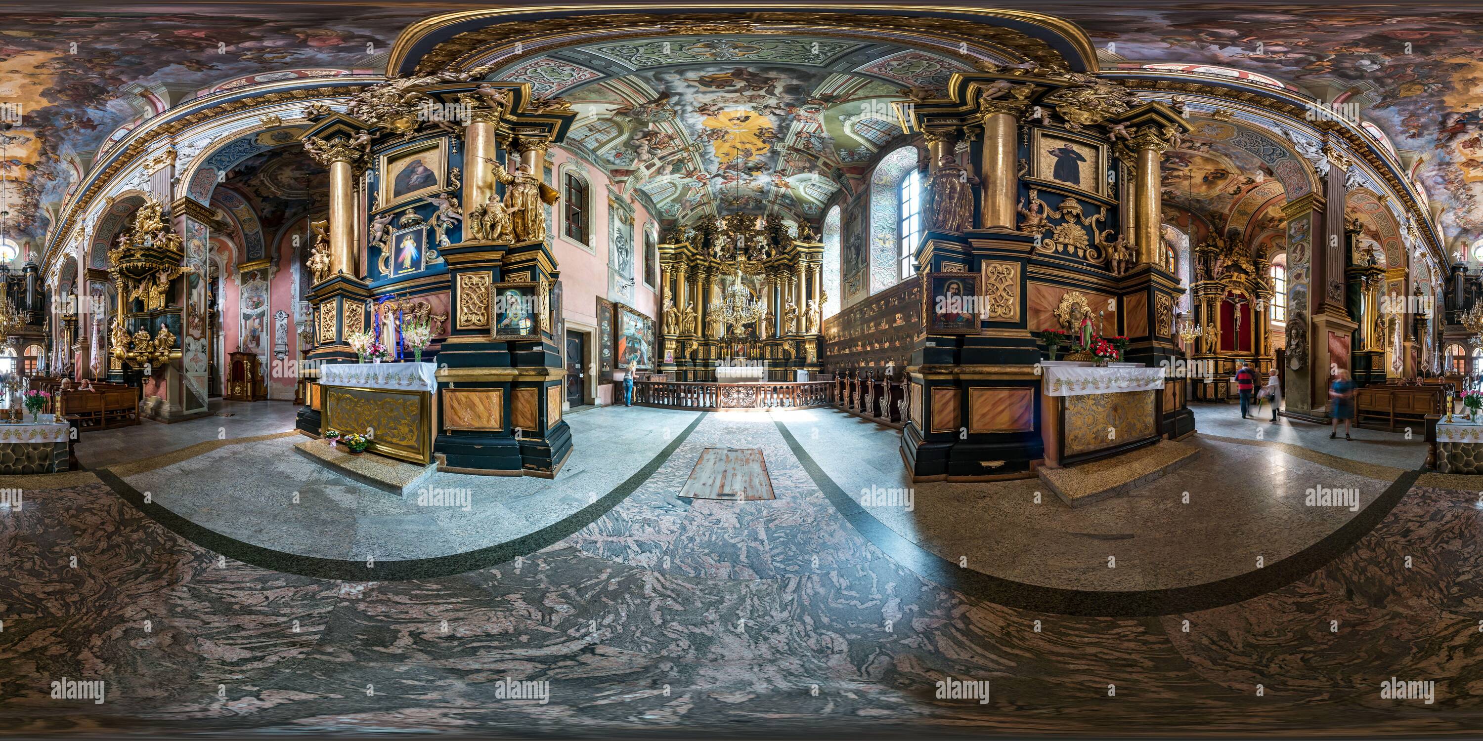 Inside Church 360 Hi res Stock Photography And Images Alamy