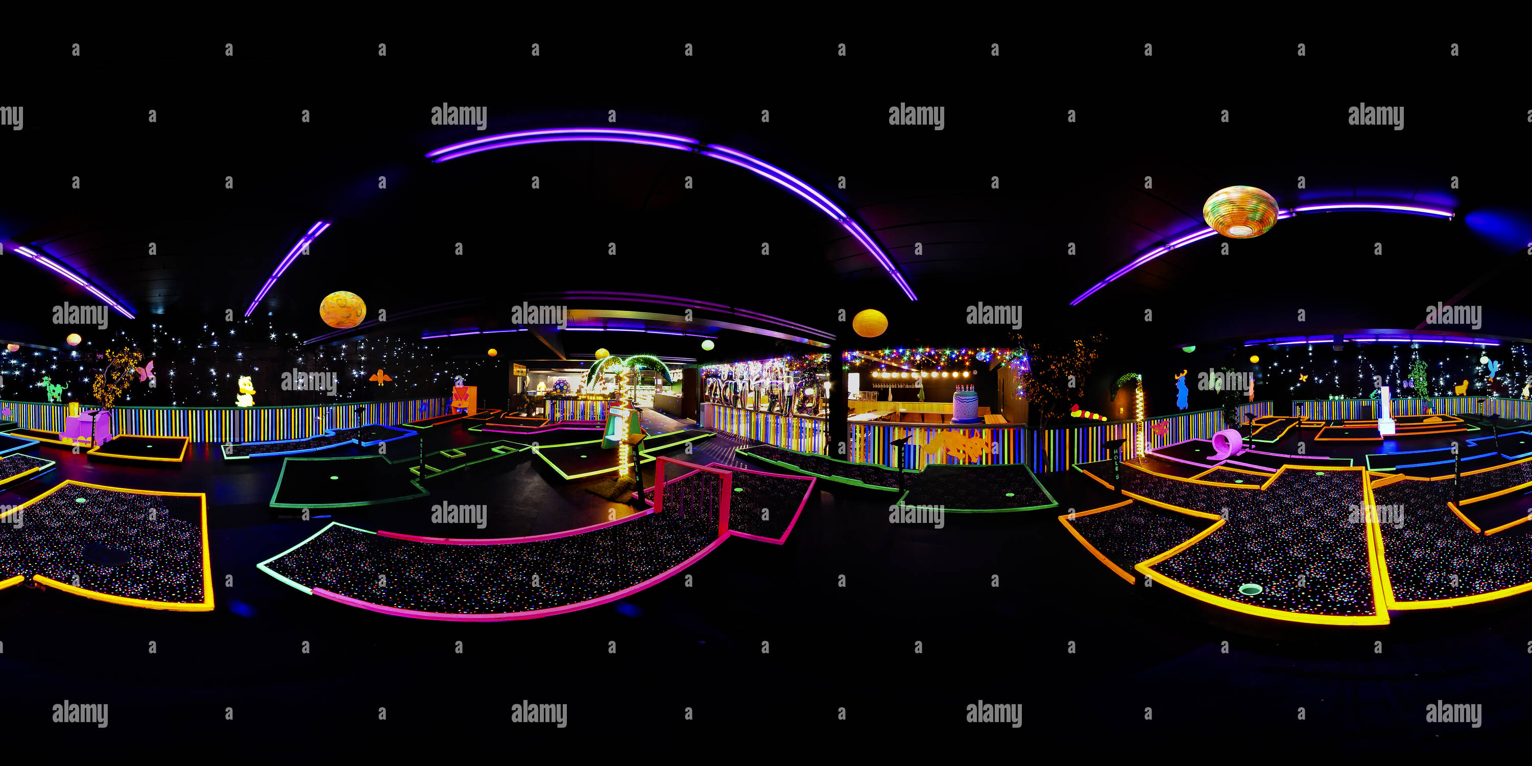 360° view of Glow in the Dark Mini Putt Alamy