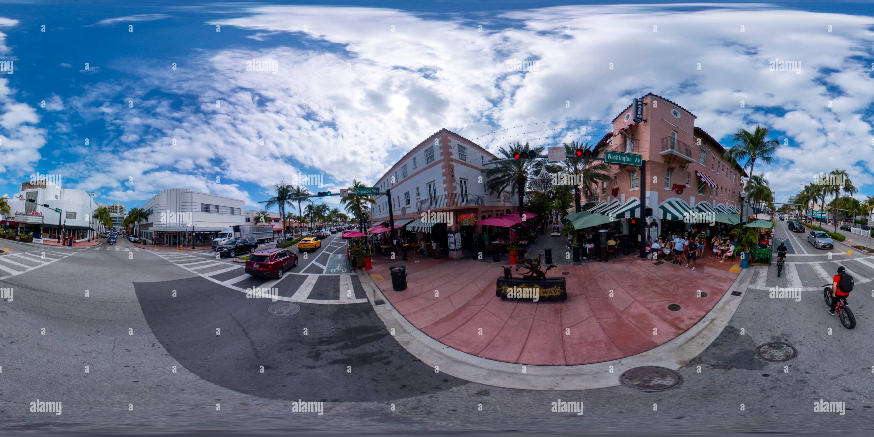 360° view of 360 vr photo Espanola Way Miami Beach FL - Alamy