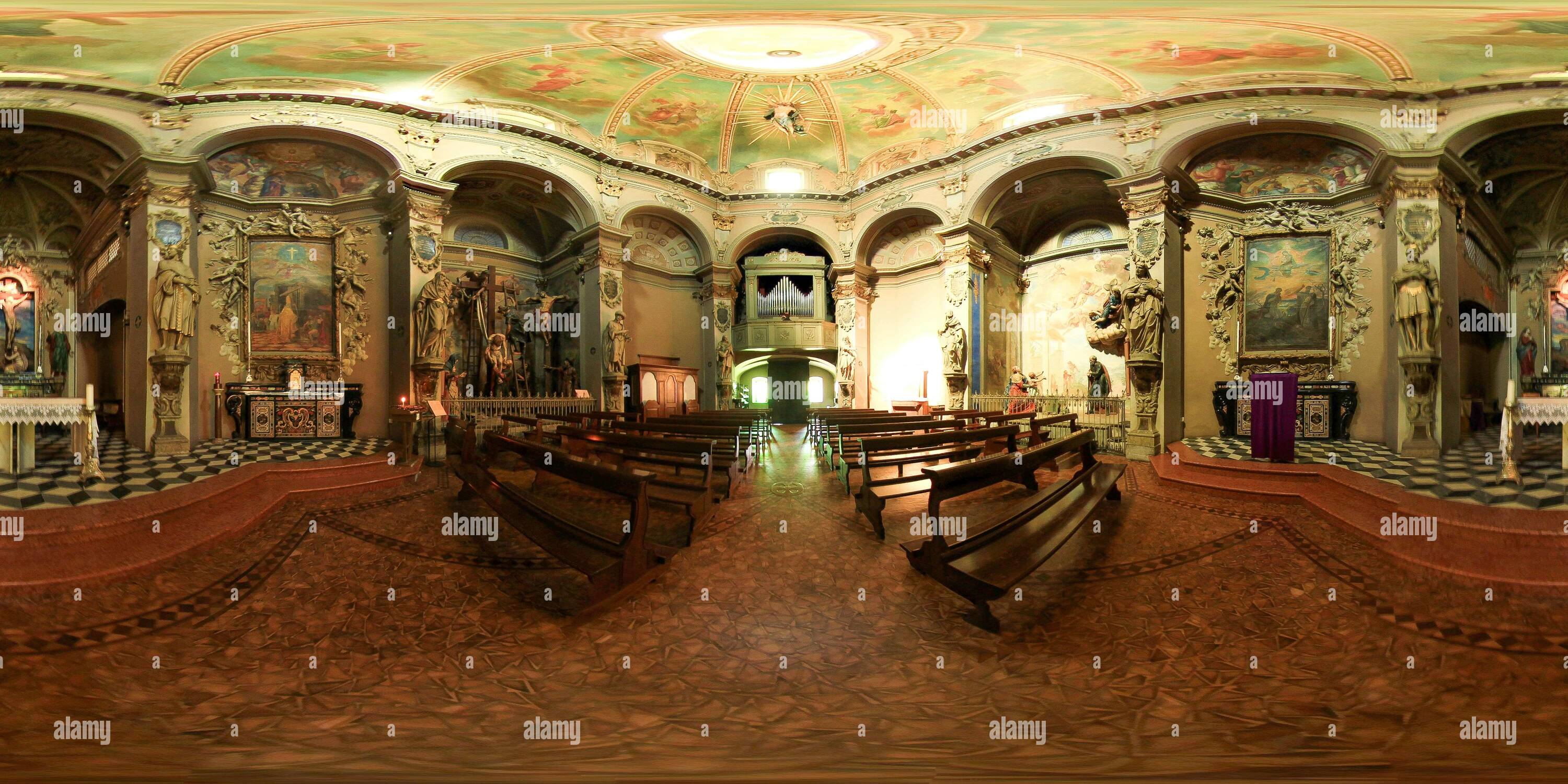 360 degree panoramic view of Holy Cross Church Interior