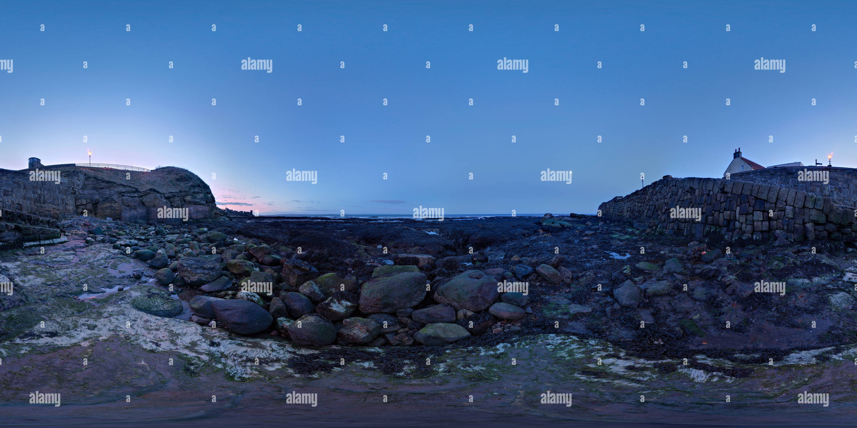 360-view-of-low-tide-st-andrews-scotland-alamy