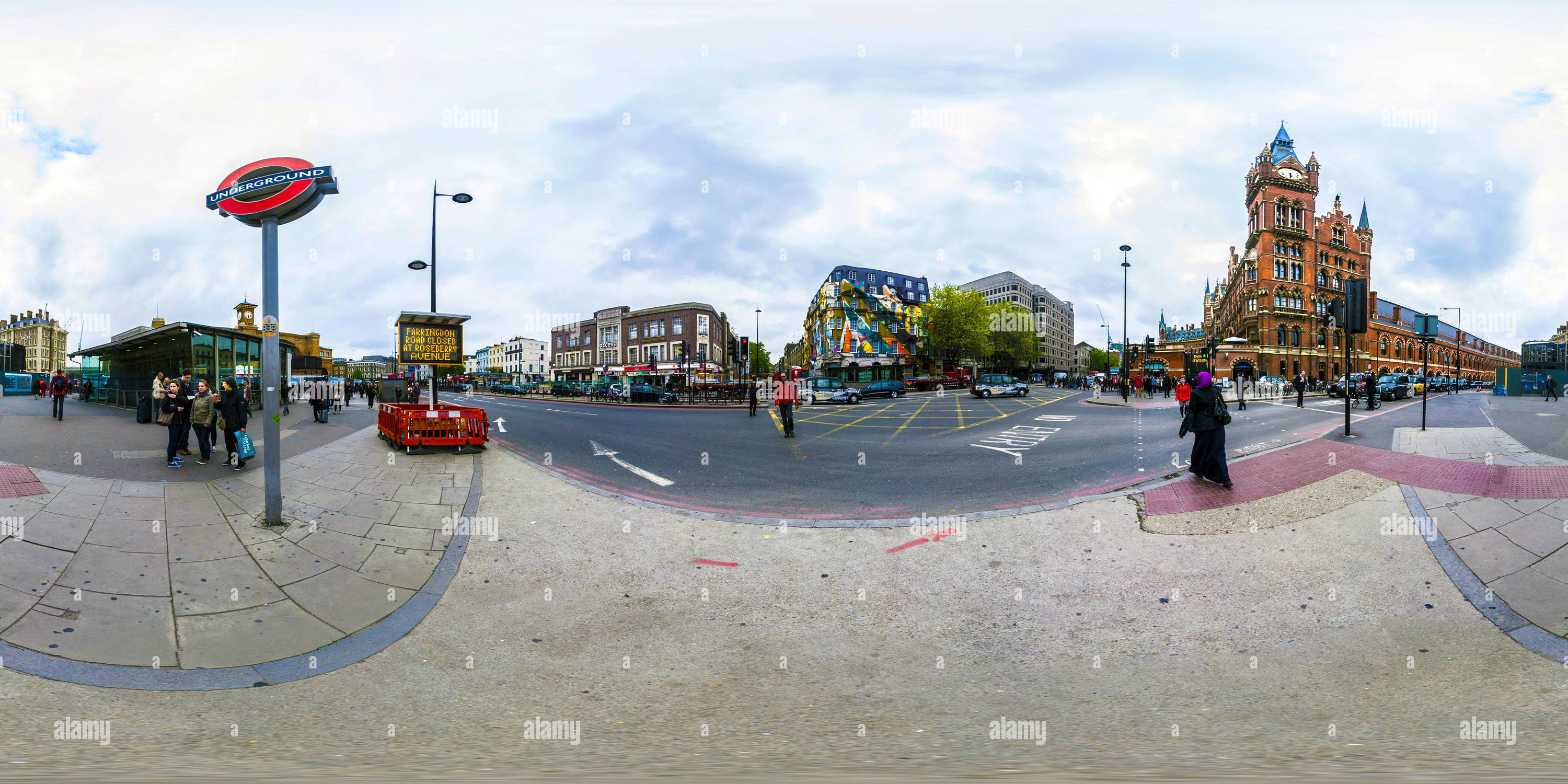 360 degree panoramic view of Kings Cross Saint Pancras Railway Stations