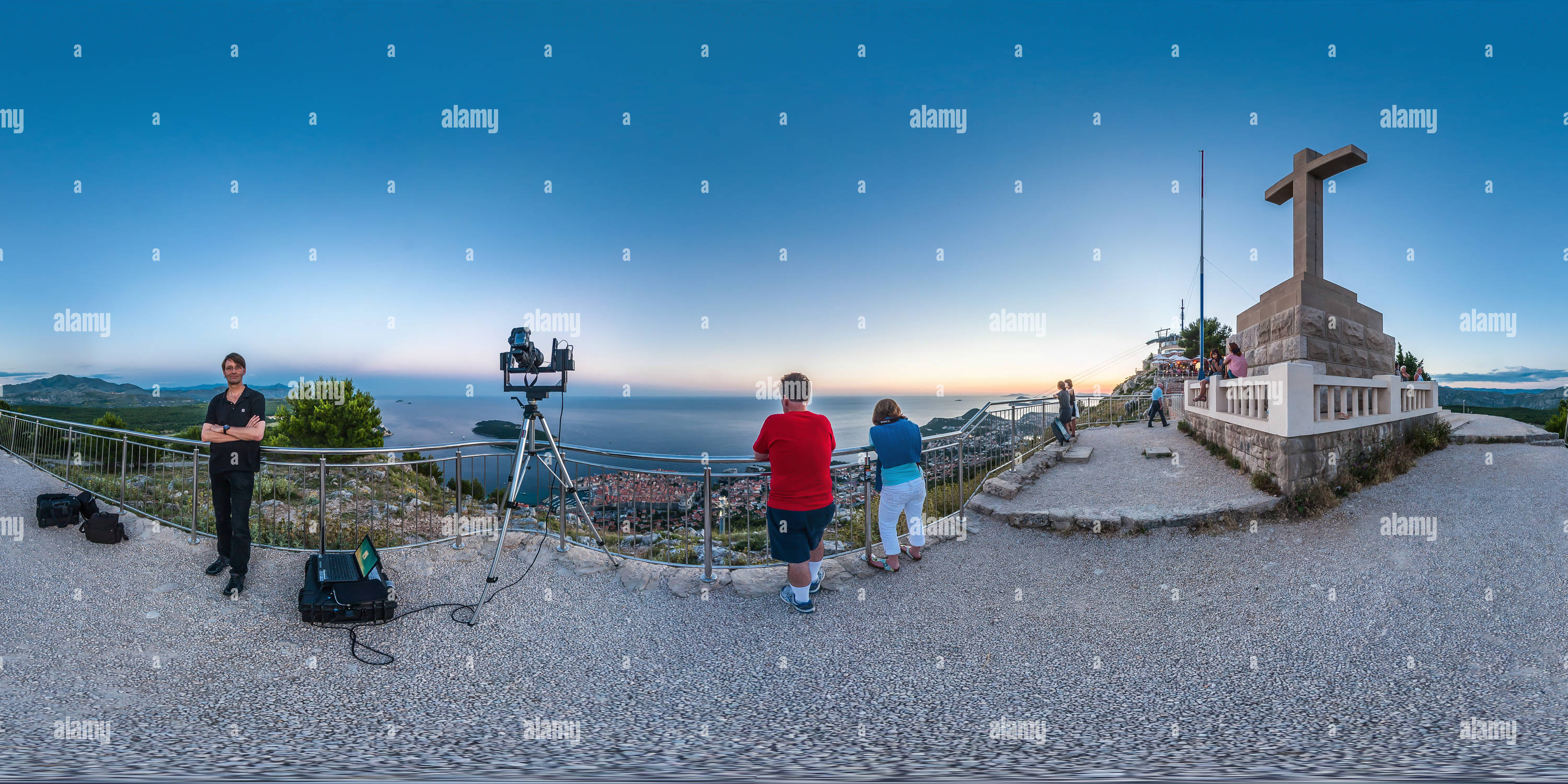 360 degree panoramic view of The making of - Gigapixel on Srđ