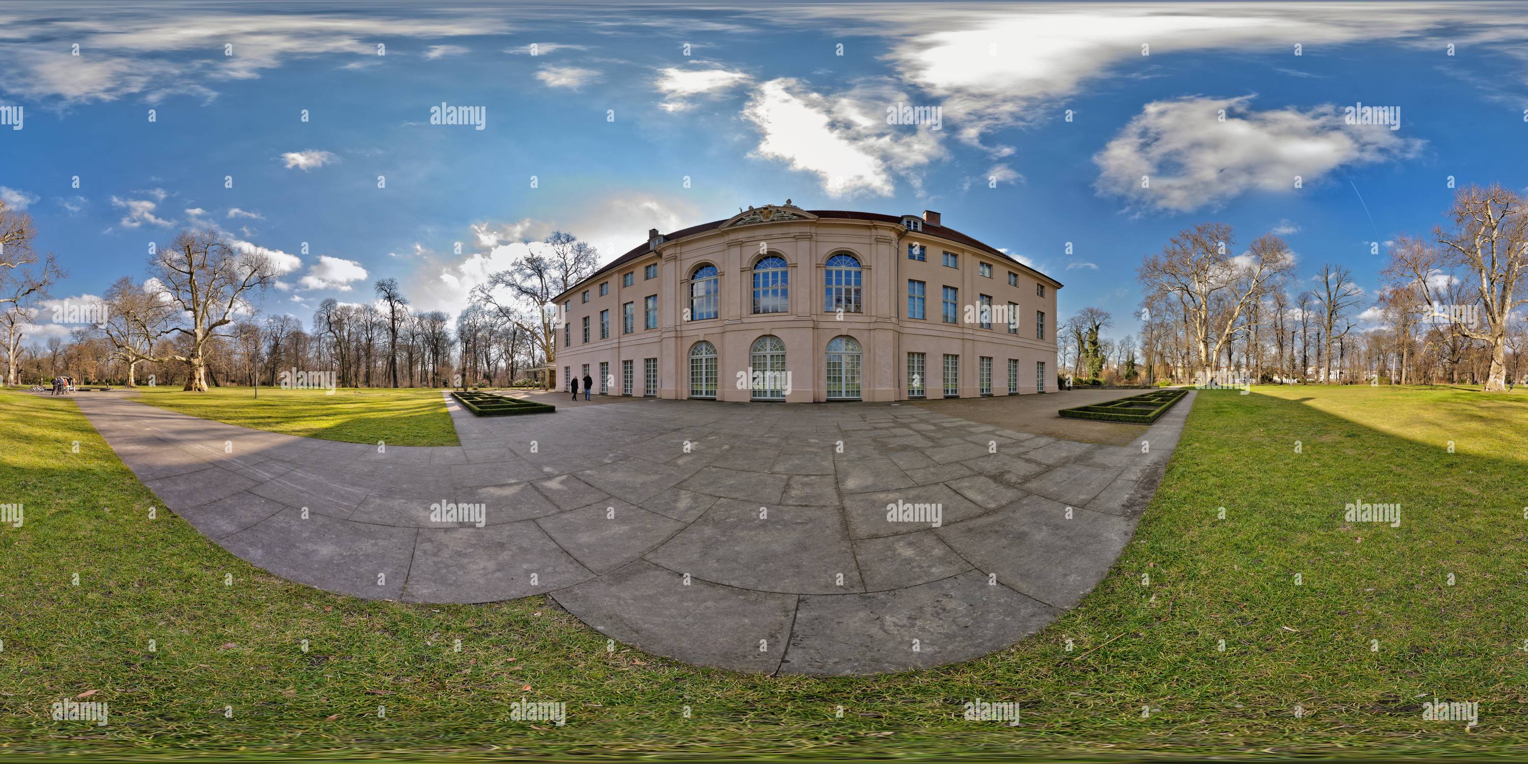 360 degree panoramic view of Schlosspark Pankow 3
