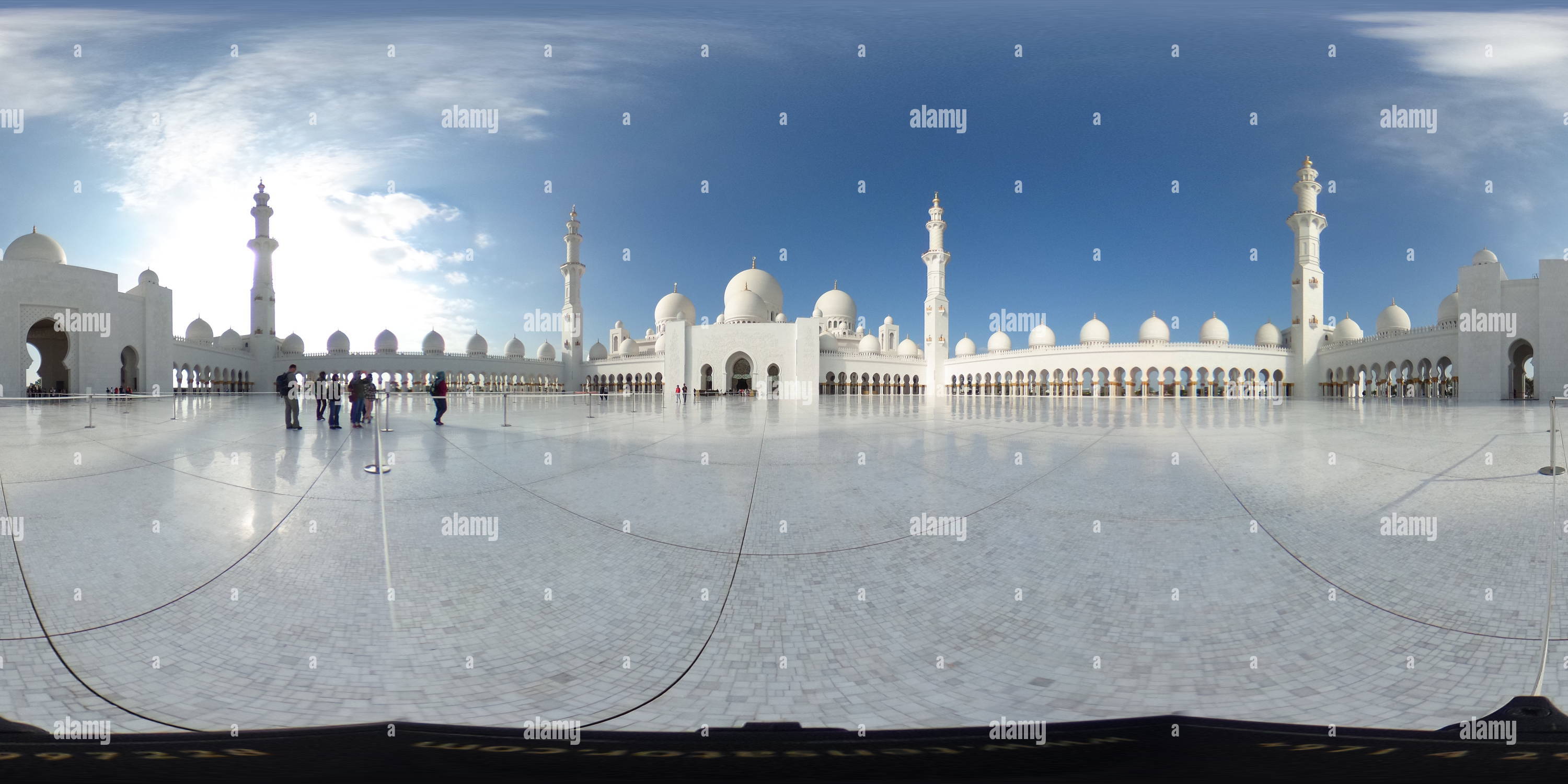 360° View Of Sheikh Zayed Grand Mosque In Abu Dhabi Alamy