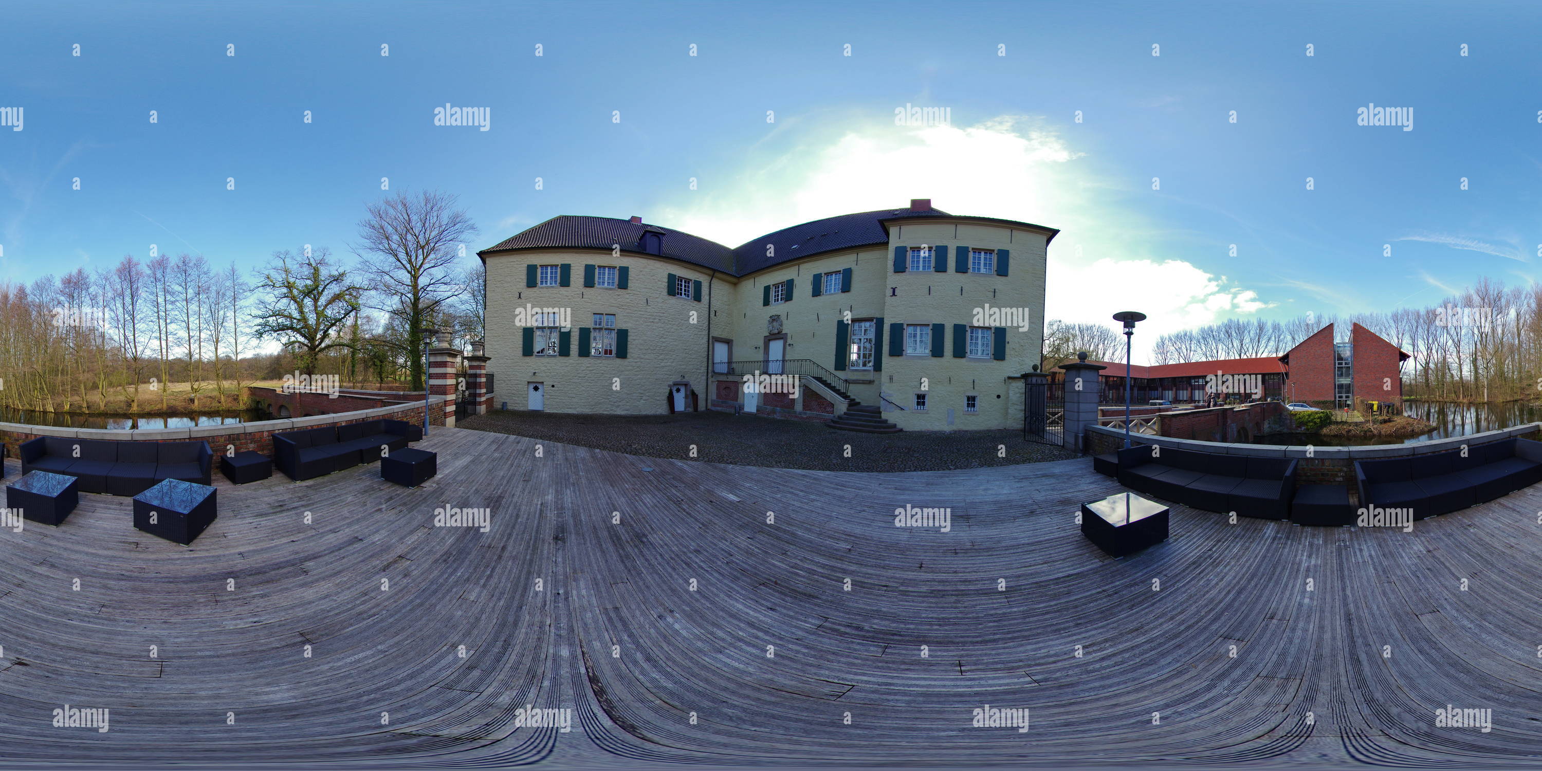 360° view of Castle Lüttinghof, III Alamy