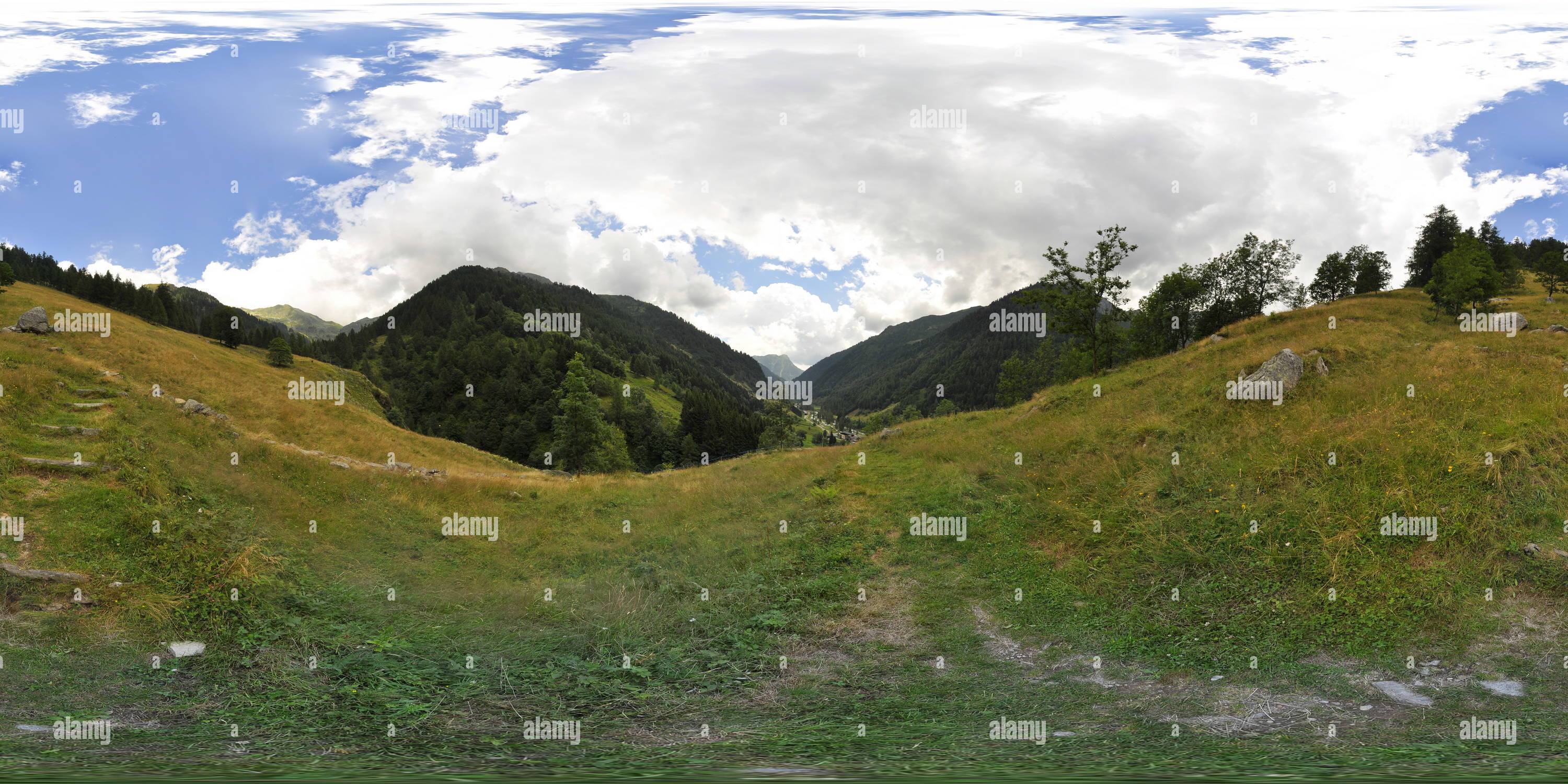 360 degree panoramic view of Carcoforo