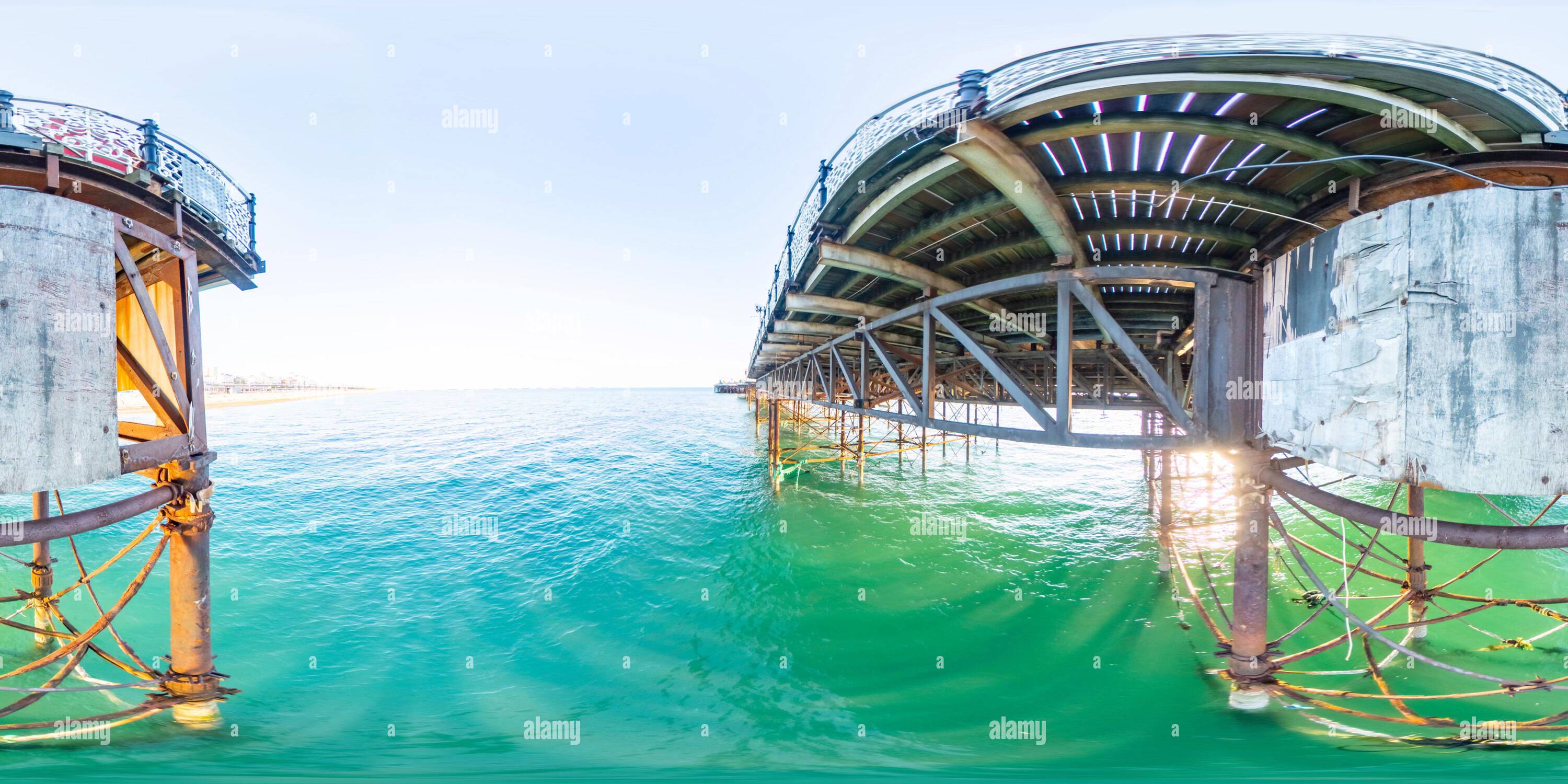 360-view-of-360-photo-under-the-brighton-palace-pier-uk-alamy