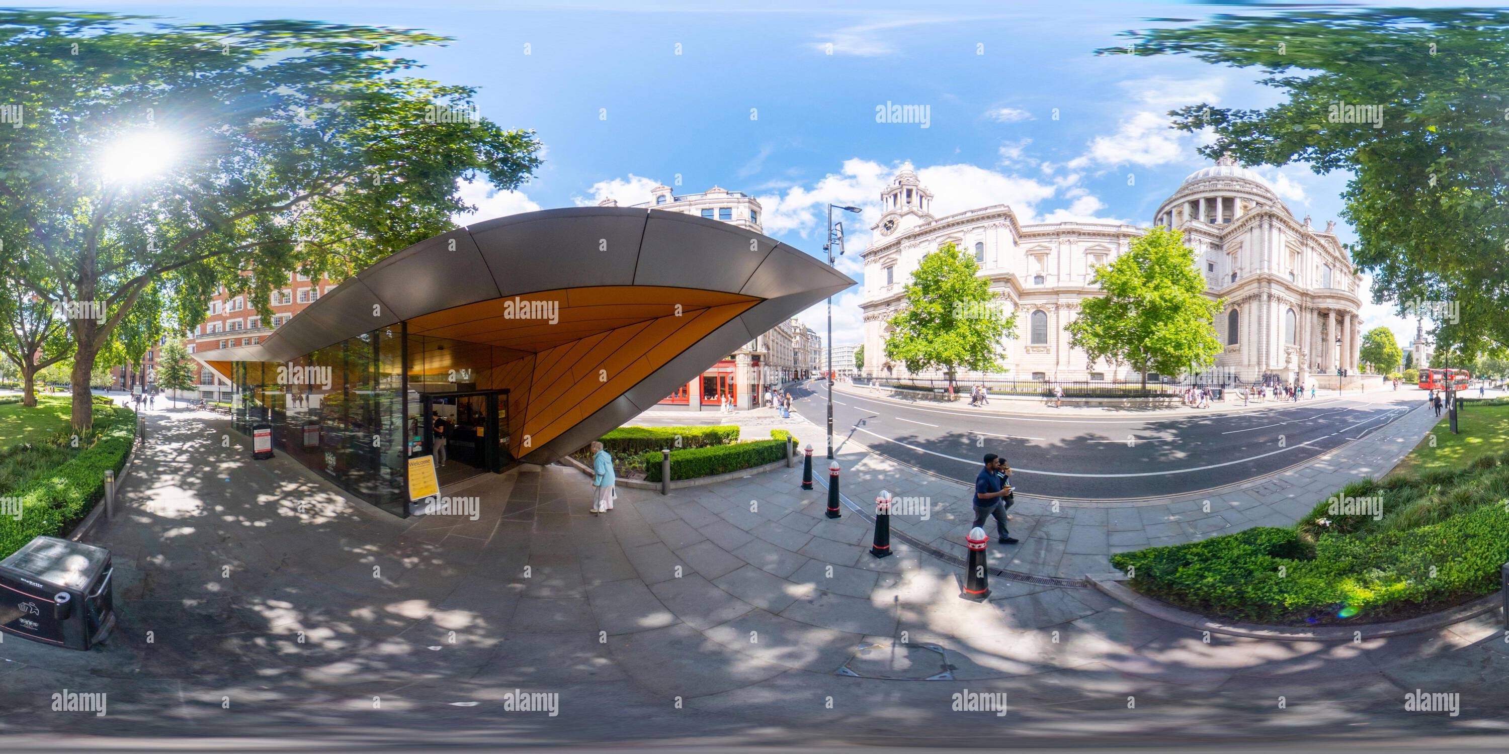 360 degree panoramic view of 360 photo City of London Information Centre