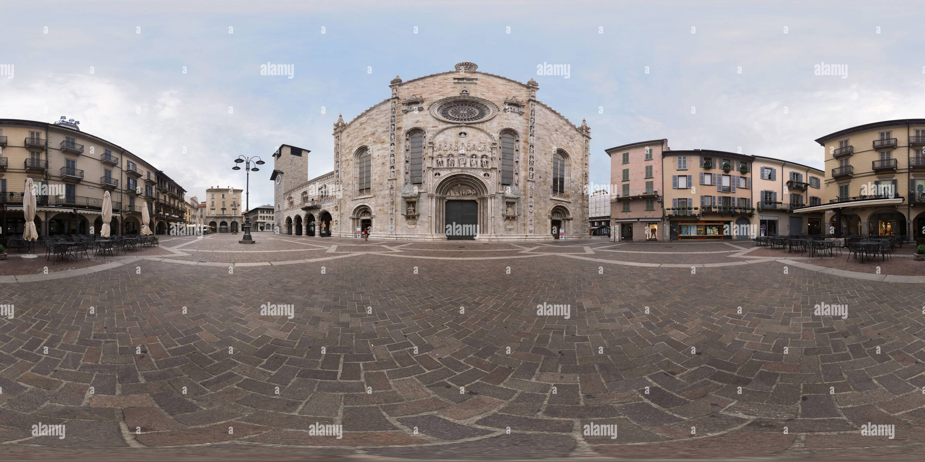 360° View Of 360° Panorama Como Cathedral Cattedrale Di Santa Maria