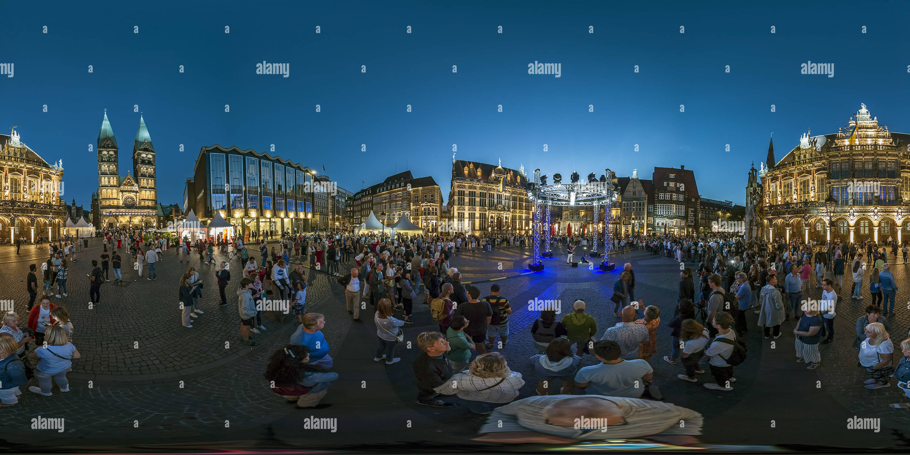 360 degree panoramic view of Bremen Musikfest 2022 Markt Platz