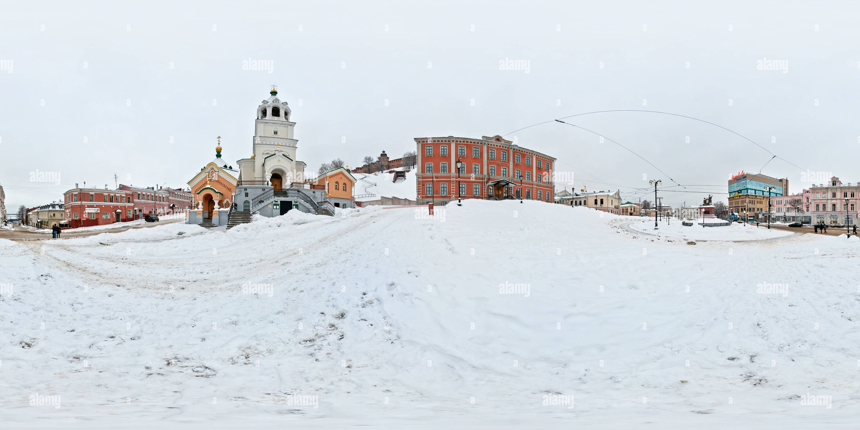 360° view of Unity Square. St. John the Baptist Church - Alamy