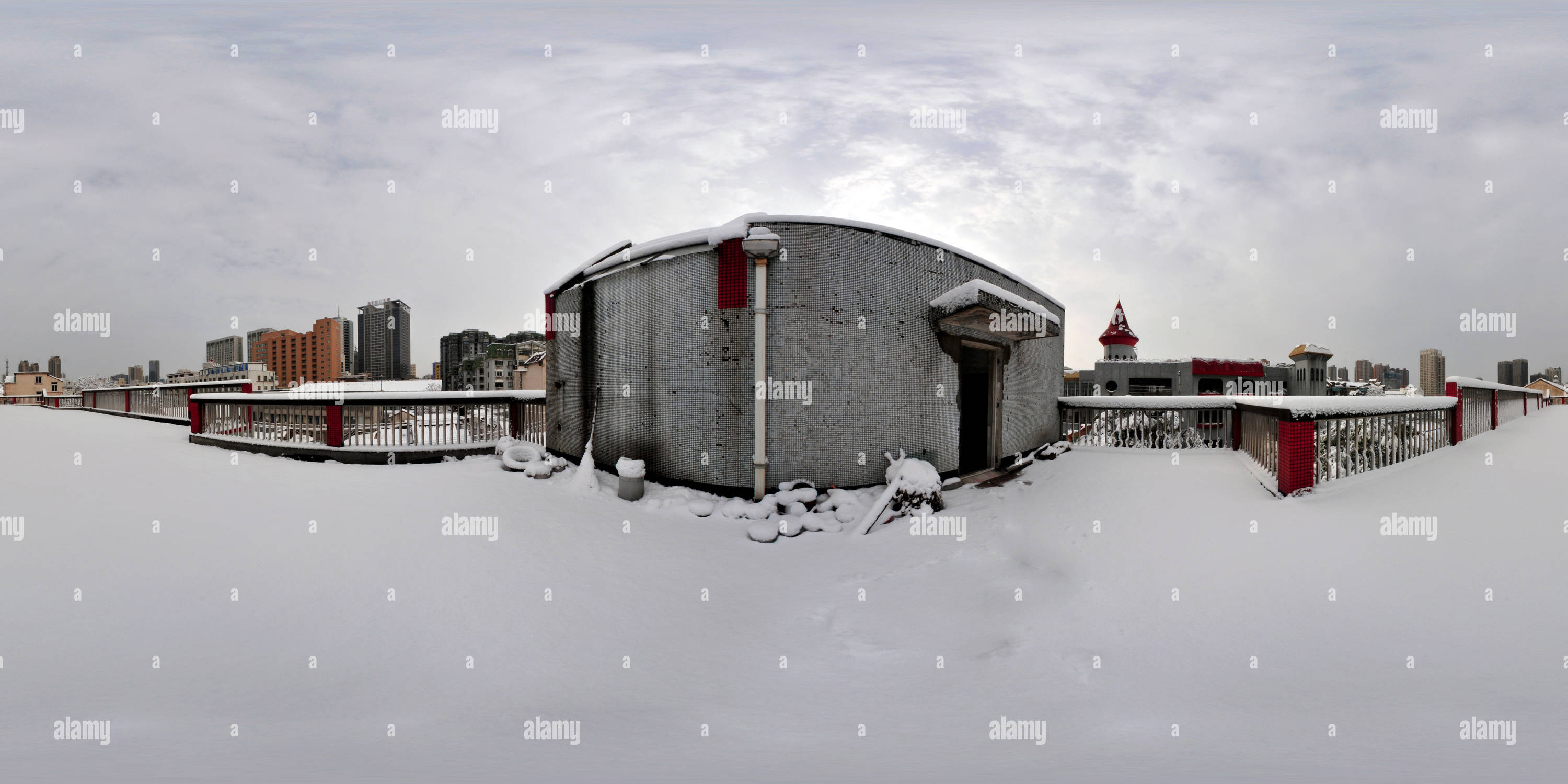 360° view of Snow-covered East Platform 赏西平台 (157 - Alamy