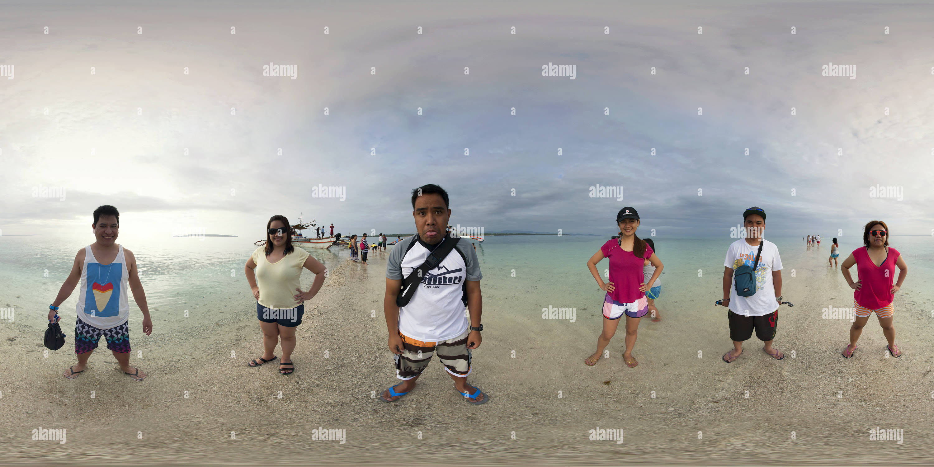 Manawaya 360° view of Sand Bar near Maniwaya Island, Marinqudue, The Philippines ...