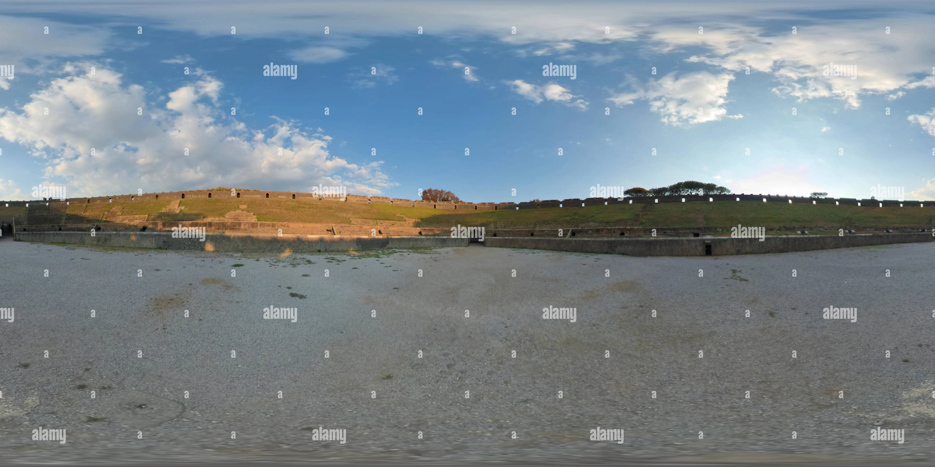 360° view of Pompeii Colosseum Inside - pompeii-colosseum-inside - Alamy