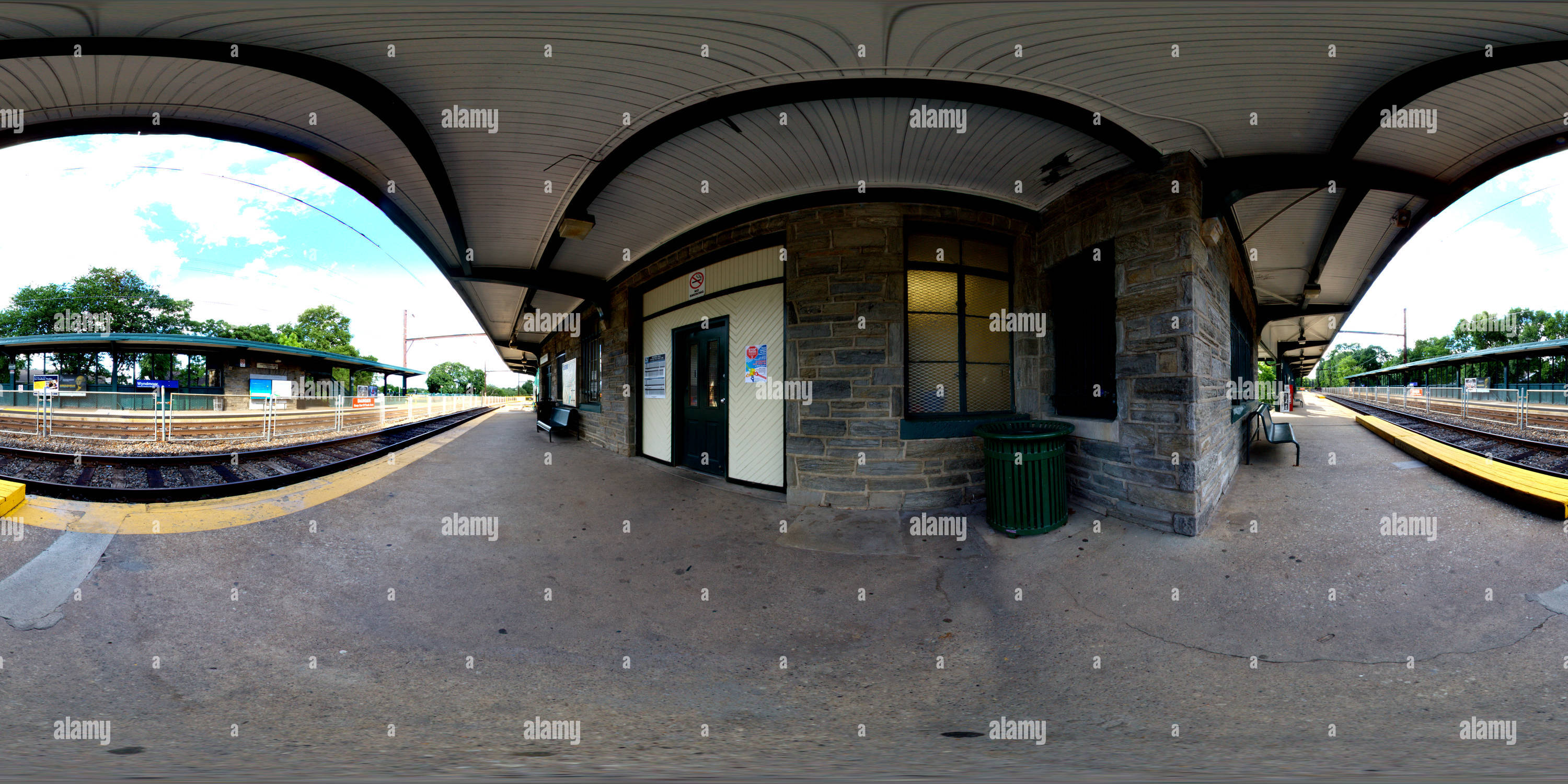 360° view of Wyndmoor Septa Train Station, near Wyndmoor PA - Alamy