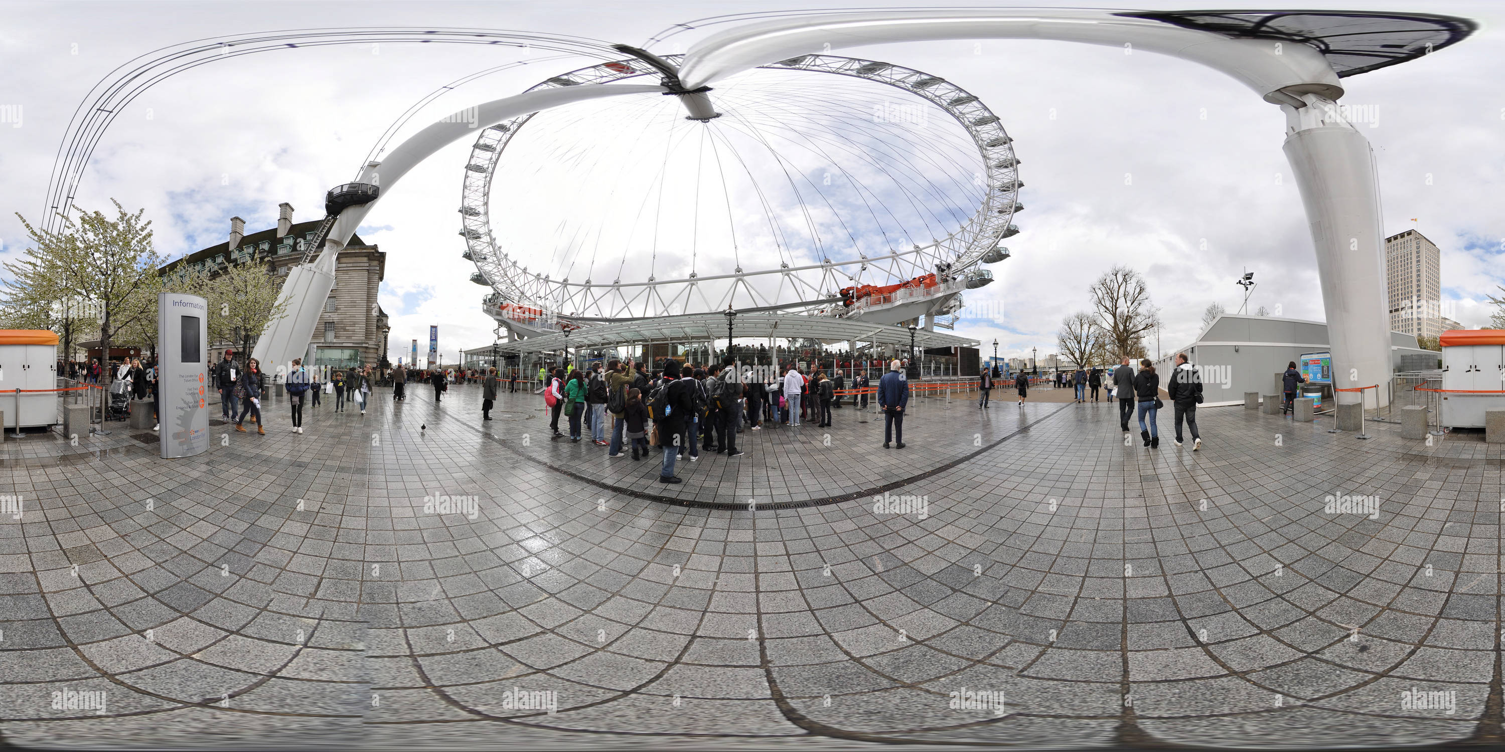 Eye virtual reality 360 hi-res stock photography and images - Alamy