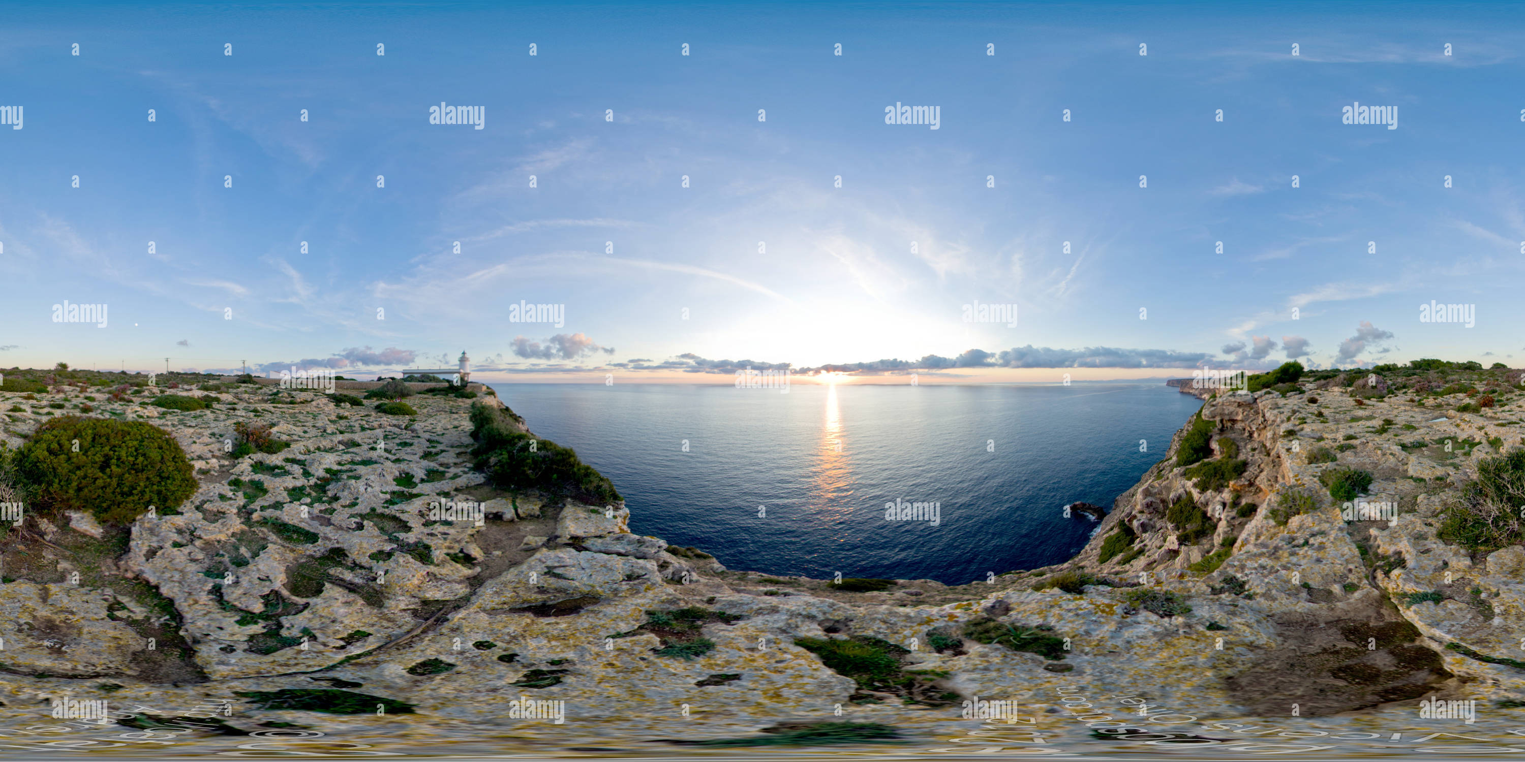360 degree panoramic view of Far cap blanc posta de sol II