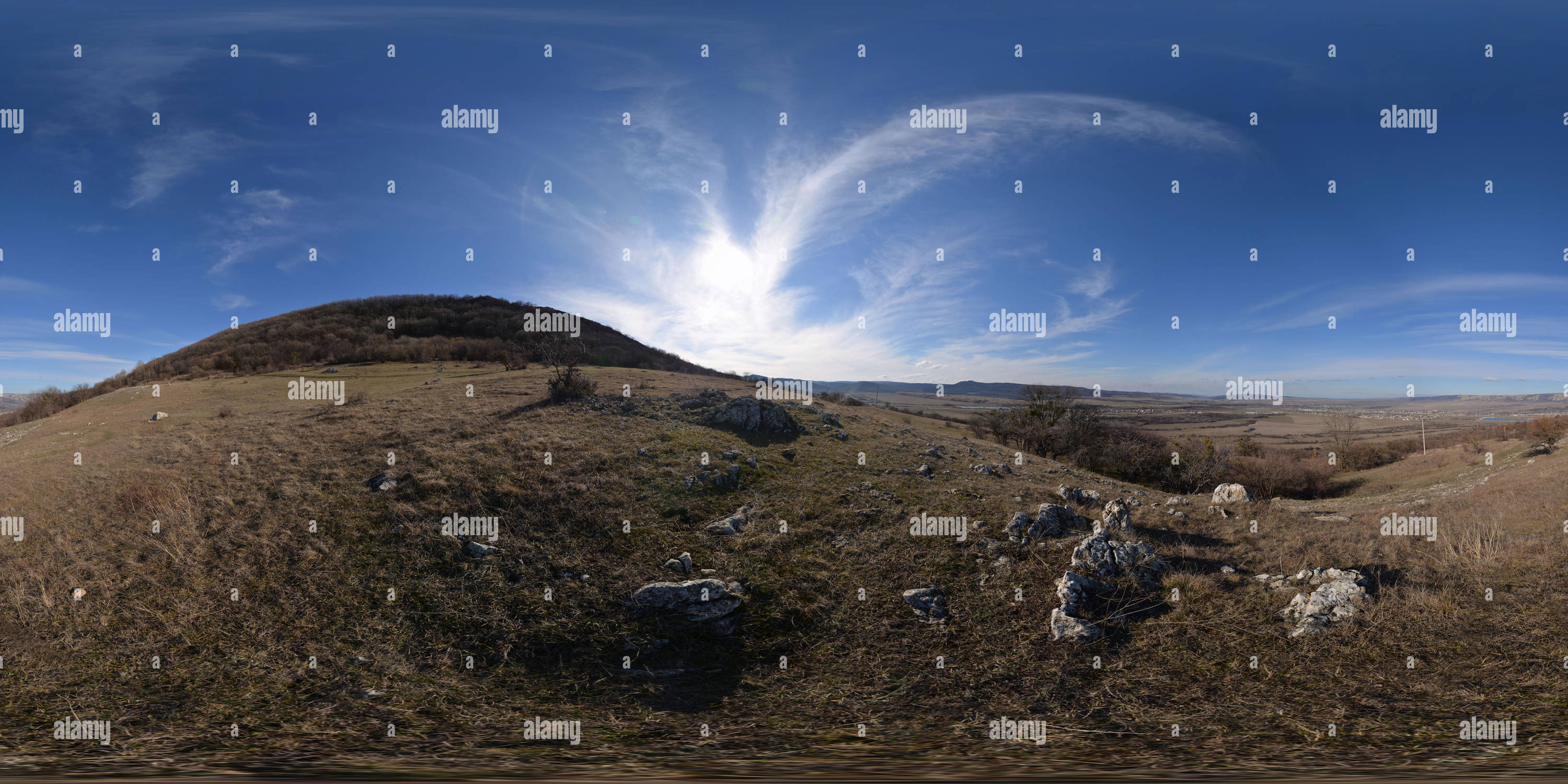 360° view of Ayan water reservoir from Chatyrdag plateau - Alamy