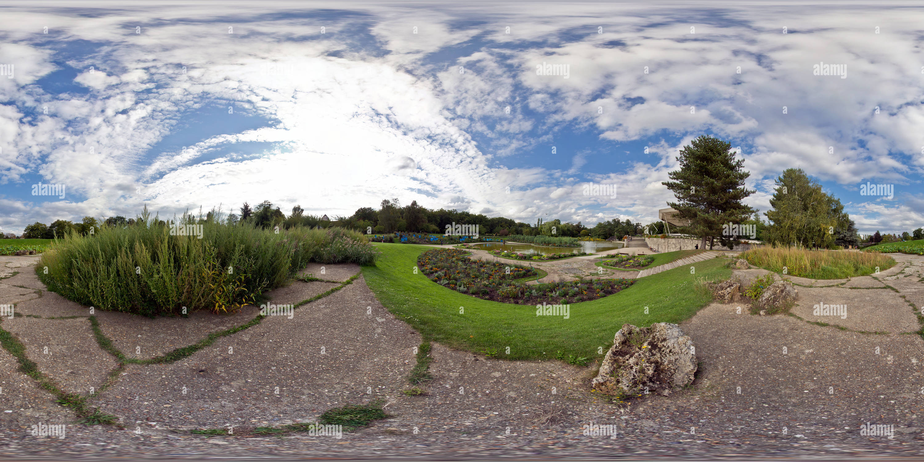 360 panorama paris hi-res stock photography and images - Alamy
