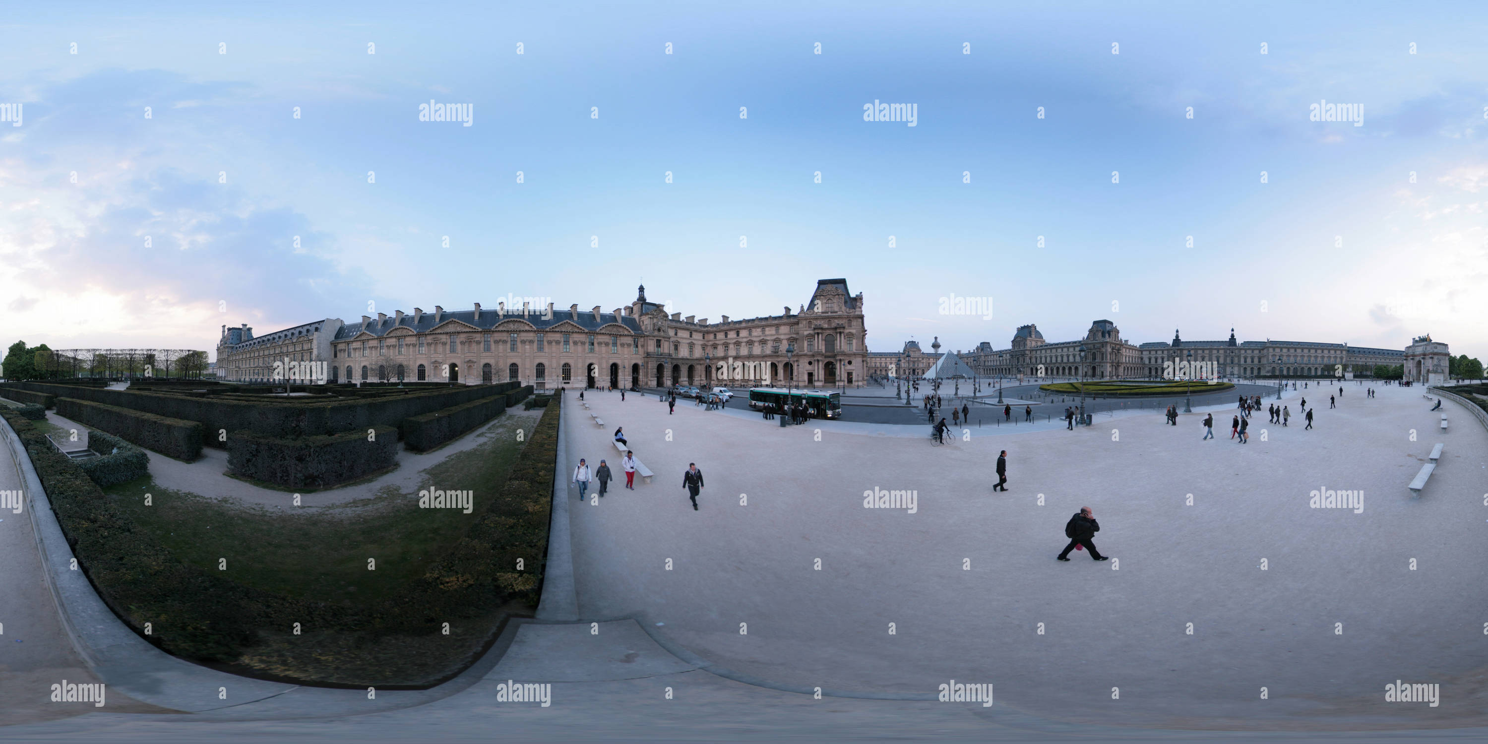 The louvre rivoli hi-res stock photography and images - Alamy