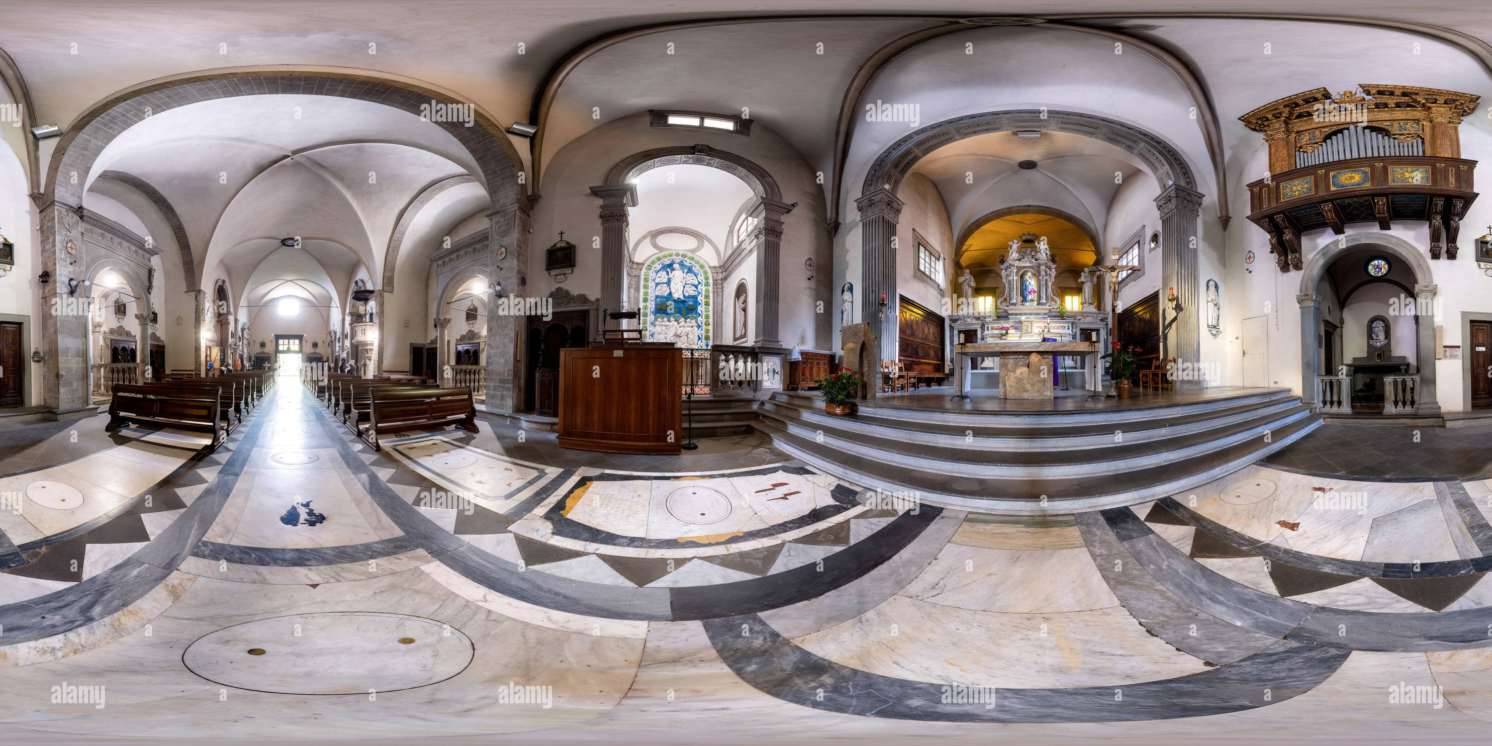 360° view of Santuario Verna basilica Church Tuscany - Alamy