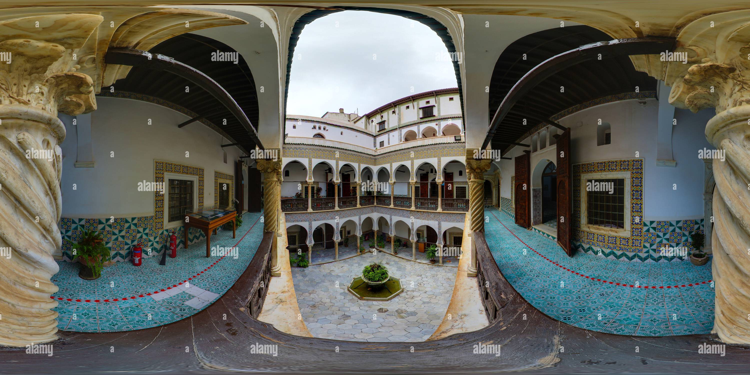 360 degree panoramic view of Dar Mustapha Pacha patio (3) - Casbah of Algiers