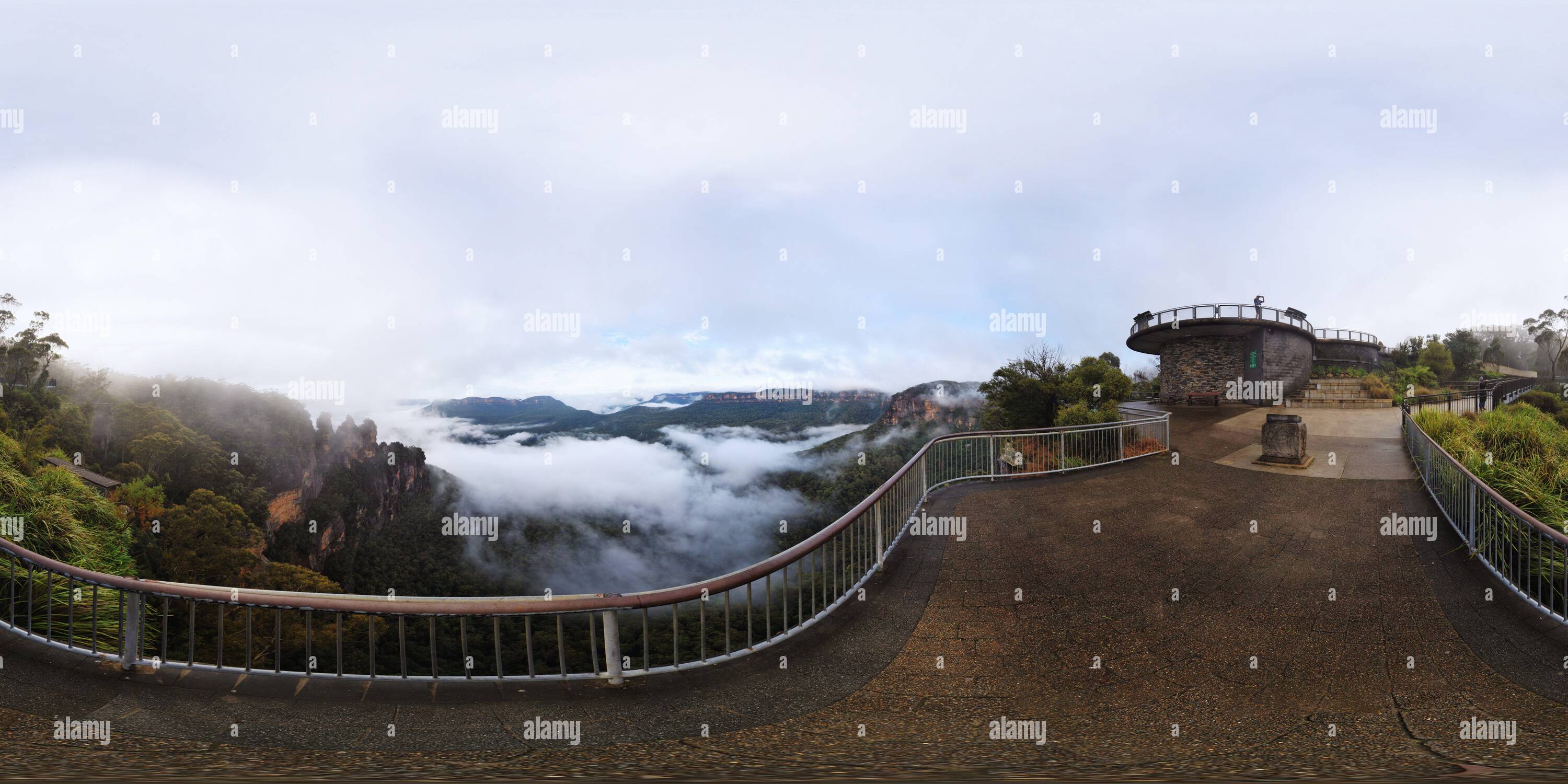 360 degree panoramic view of 360° Panorama Of  Queen Elizabeth Lookout and the Three Sisters in mist from Echo Point, NSW, Australia