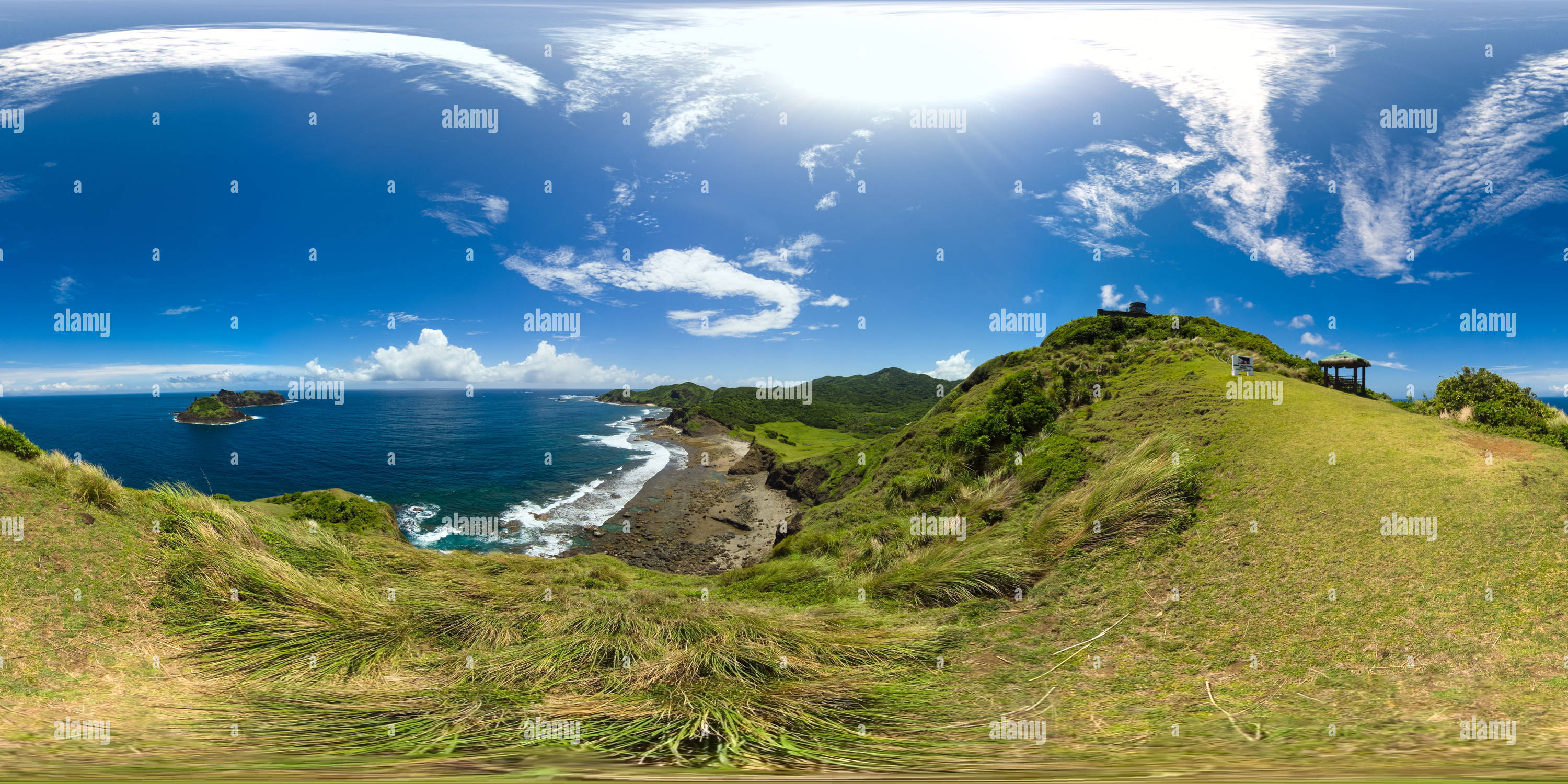 360° view of Blue ocean and island. Philippines - Alamy