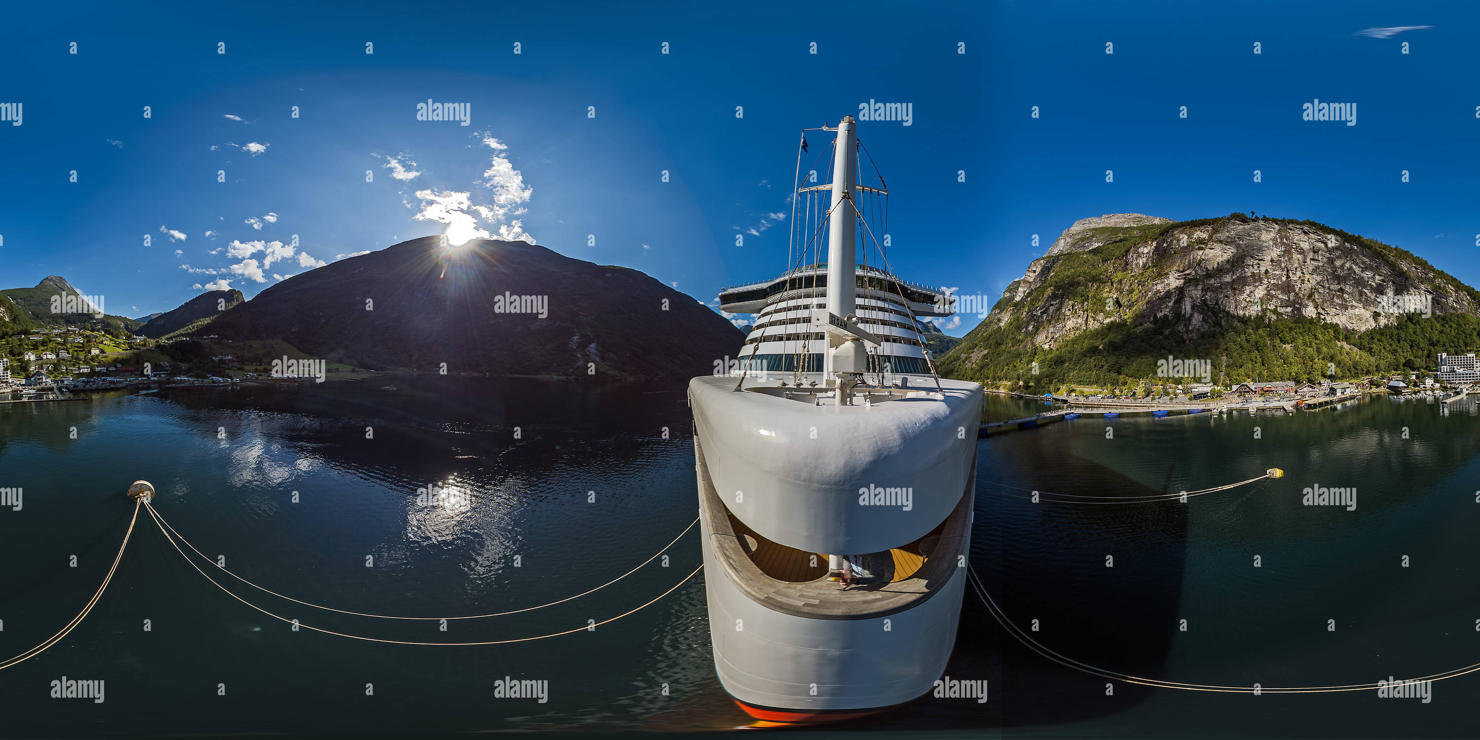 360° view of Geiranger Fjord Norway 2022 Aidaperla Cruise Ship - Alamy