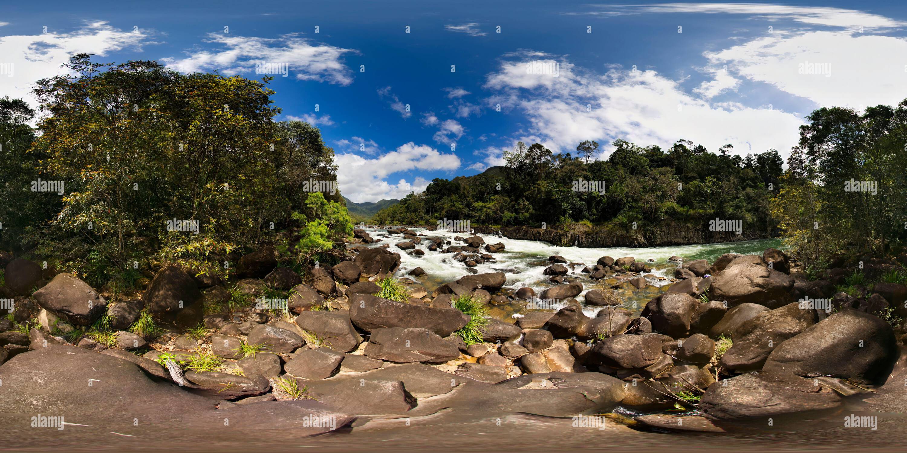 360° view of 360° panorama of the Tully River as it passes through the ...