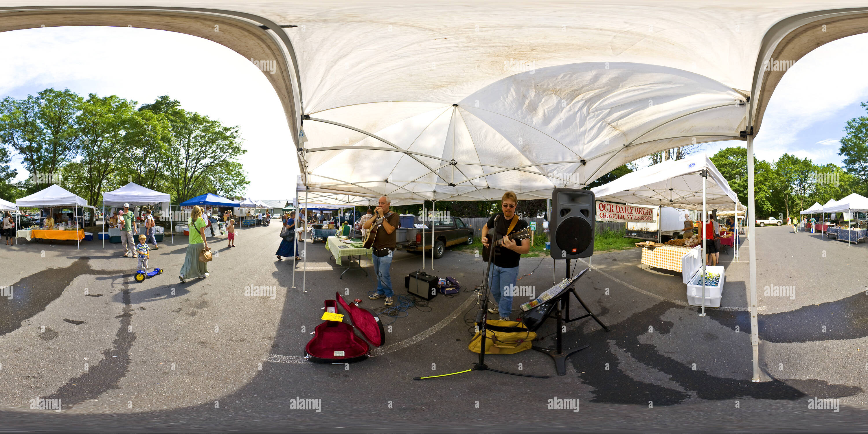 360° view of Rhinebeck Farmers Market Alamy