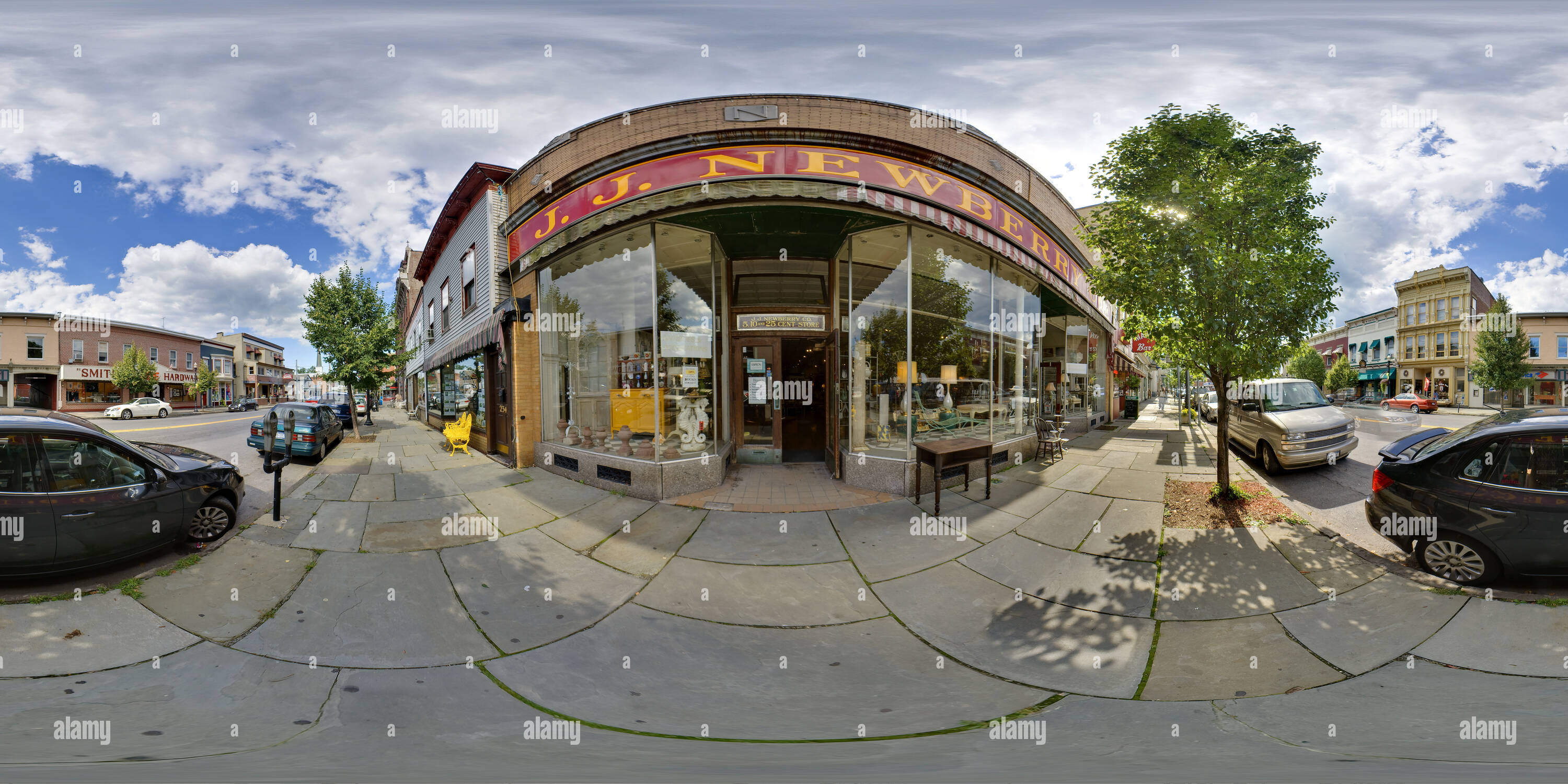 360° view of Main Street, Saugerties, NY Alamy