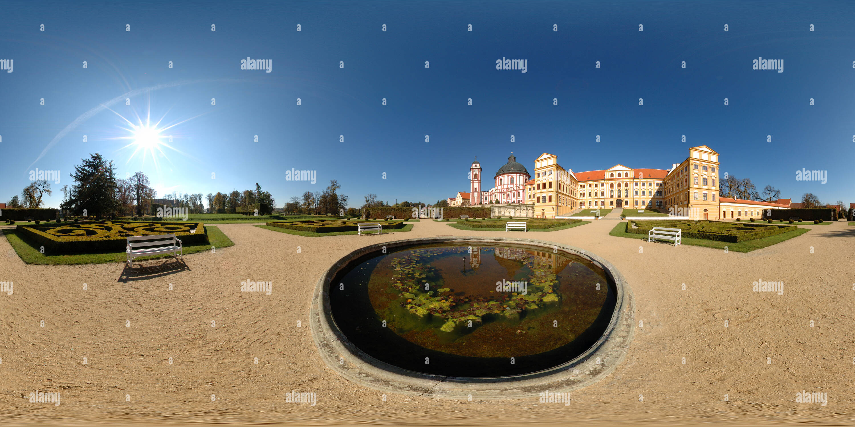 360 degree panoramic view of Zámek Jaroměřice nad Rokytnou