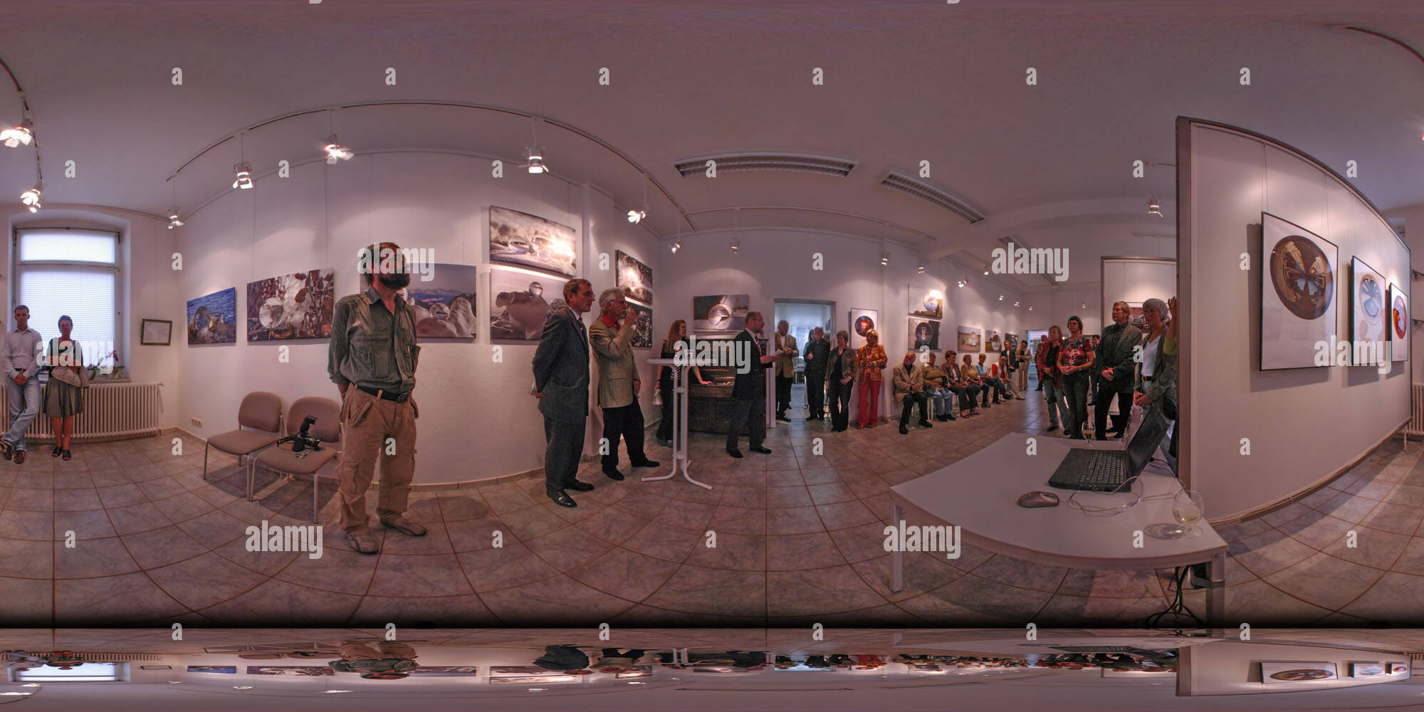 360 degree panoramic view of Galerie Rusch Sphären 10