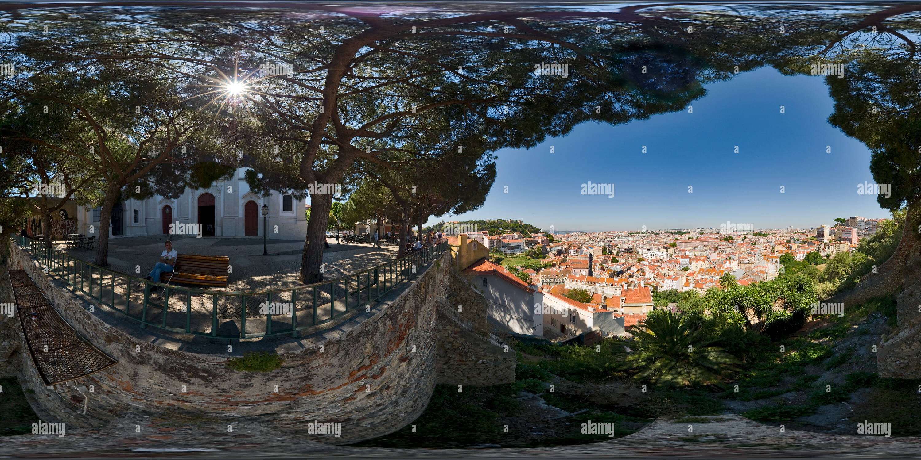360 degree panoramic view of Miradouro da Graça