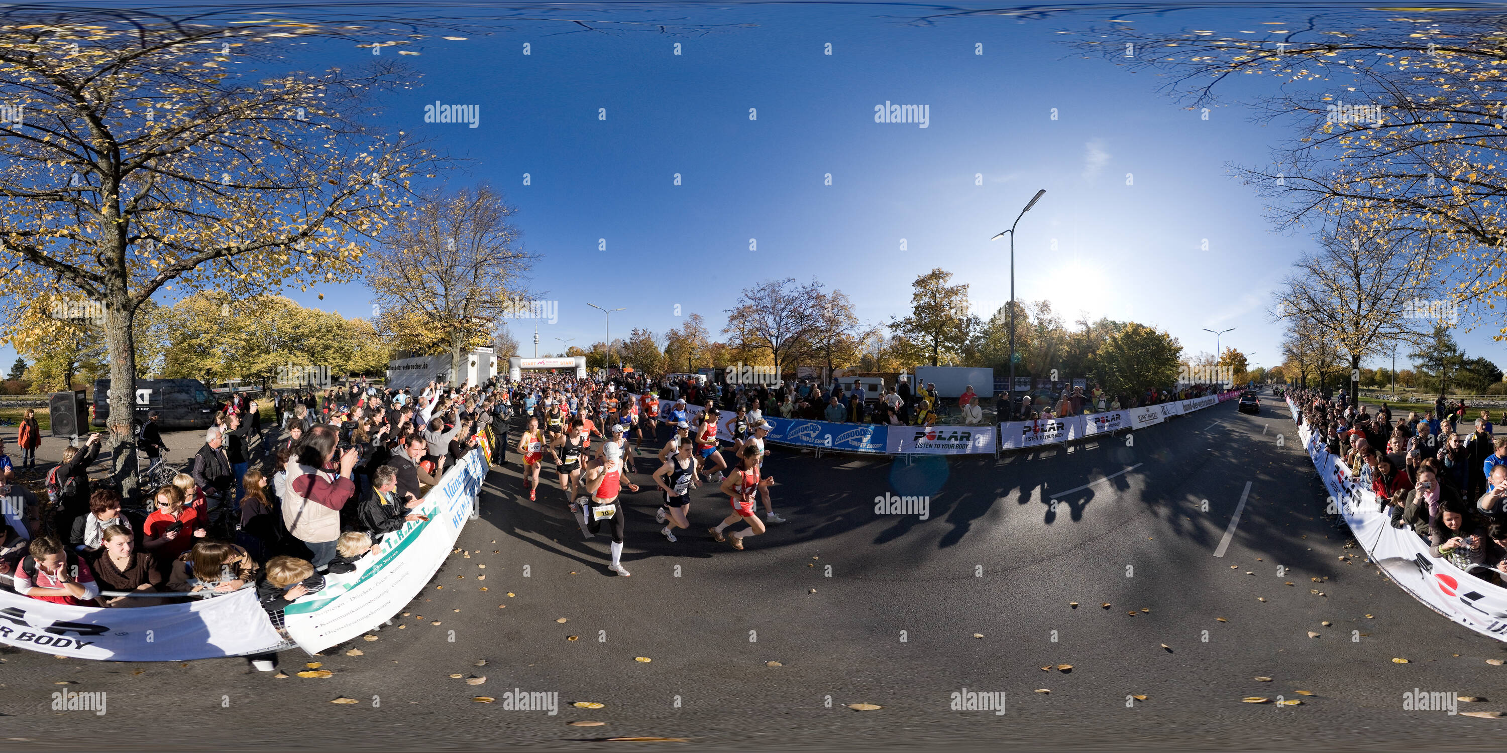 360 View Of Munich Marathon Start Alamy 360 View Of Munich Marathon Start Alamy