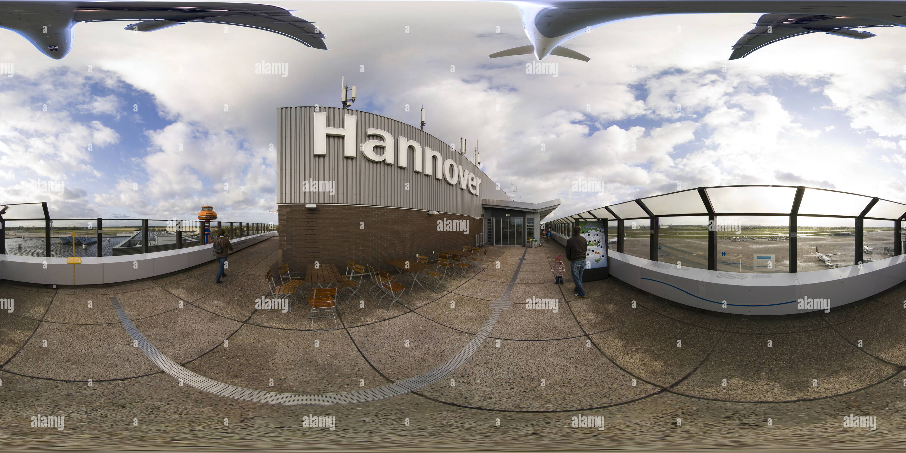 360° View Of Airport Hannover. Aussichtsterrasse - Alamy