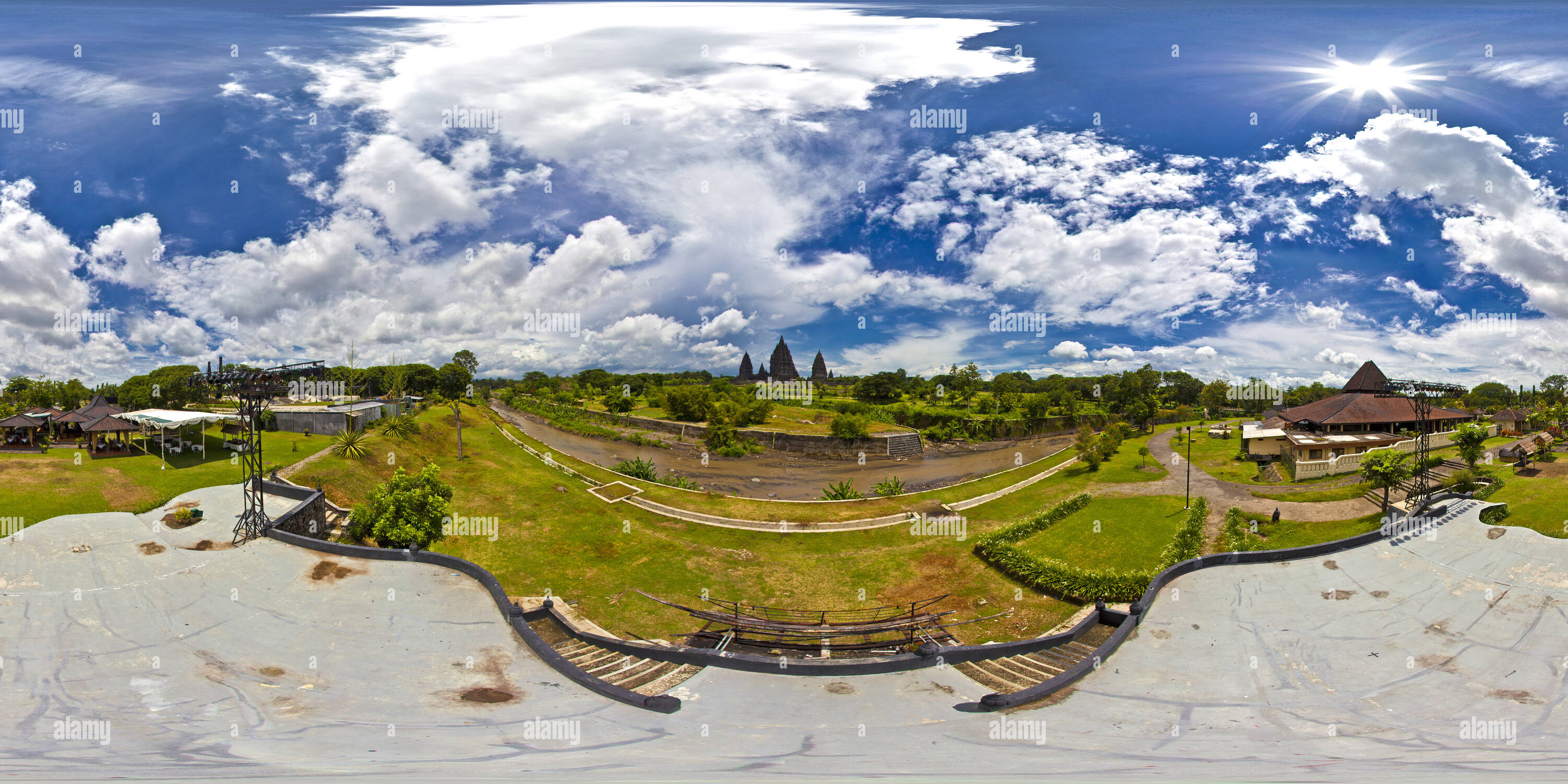 360 degree panoramic view of En Face Prambanan