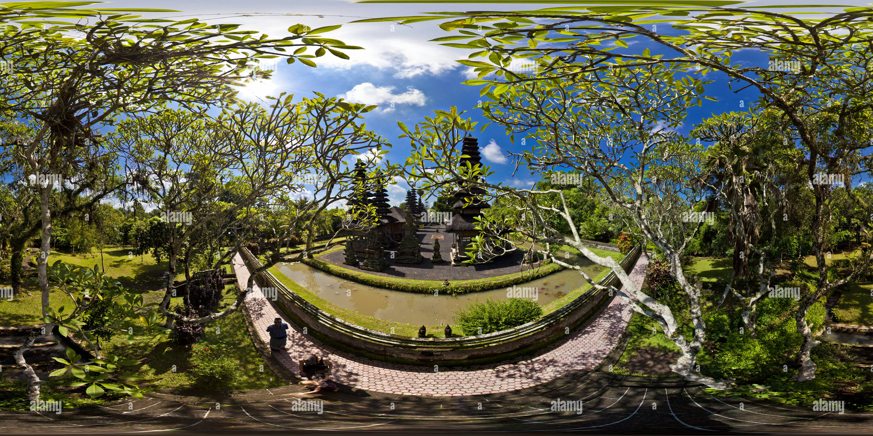 360 degree panoramic view of Mengwi Temple Garden