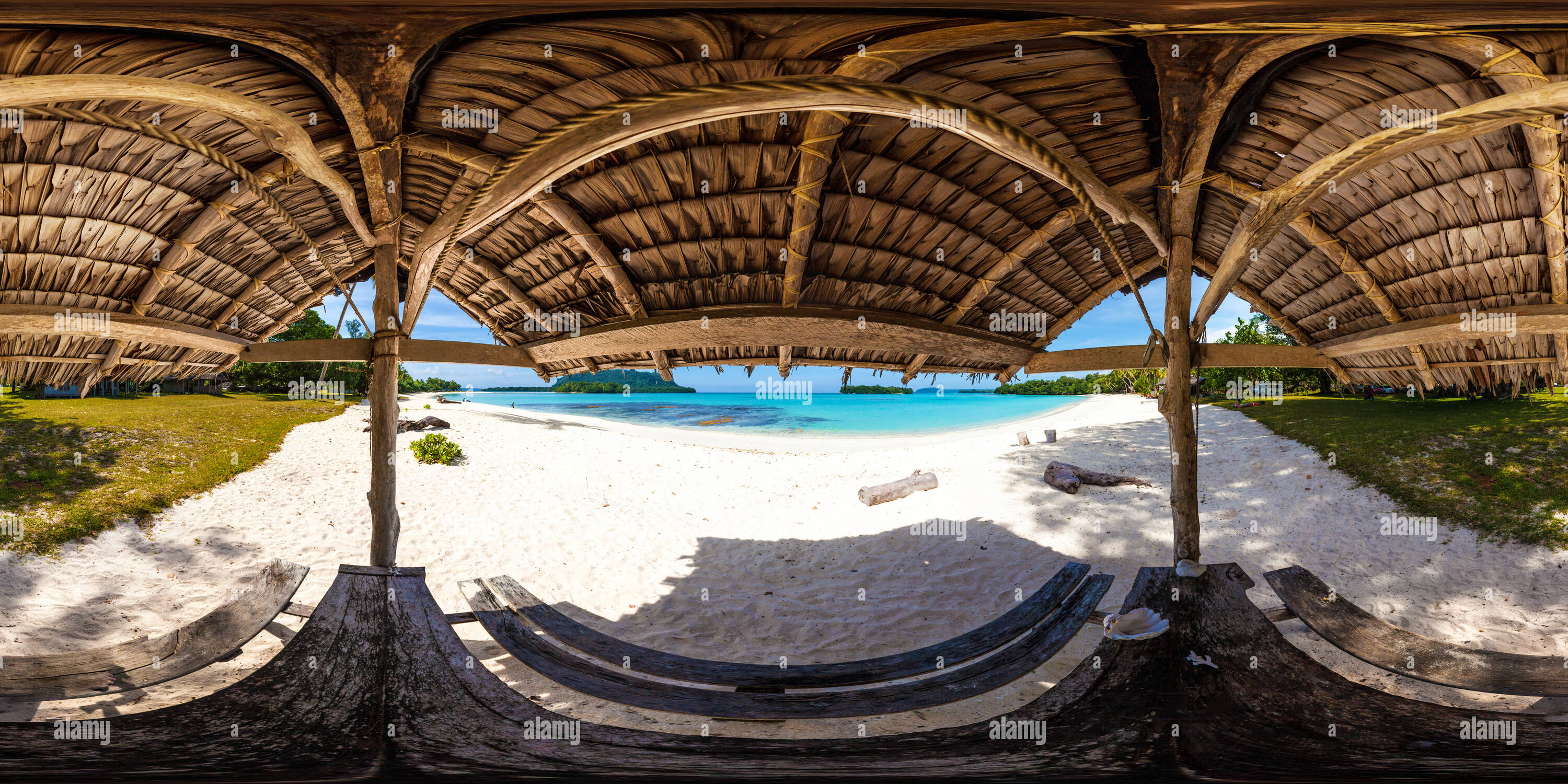 360 degree panoramic view of Port Olry,  Little Fare On The Beach (Indulge Yourself !)