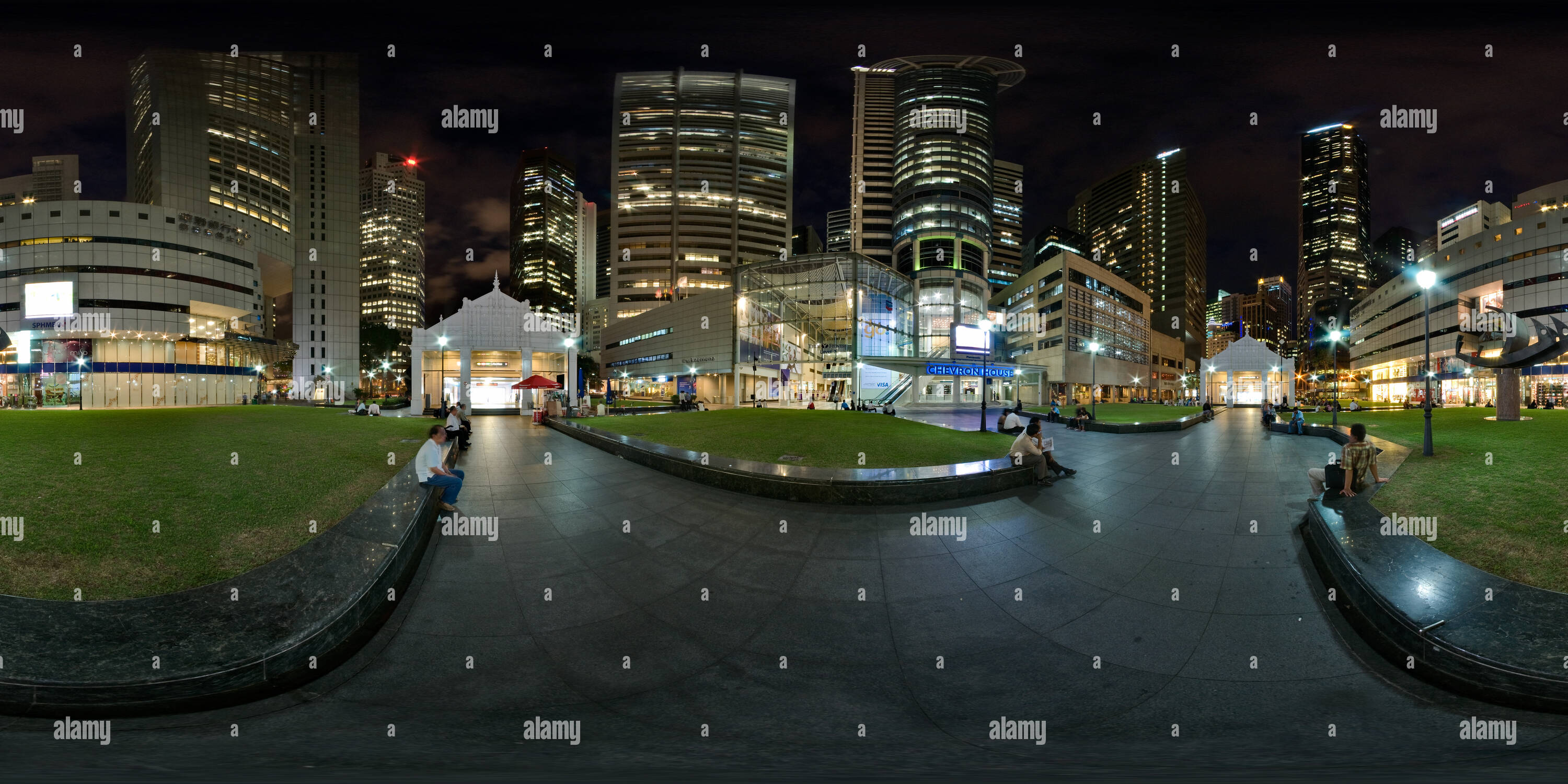360 degree panoramic view of Raffles Place at night