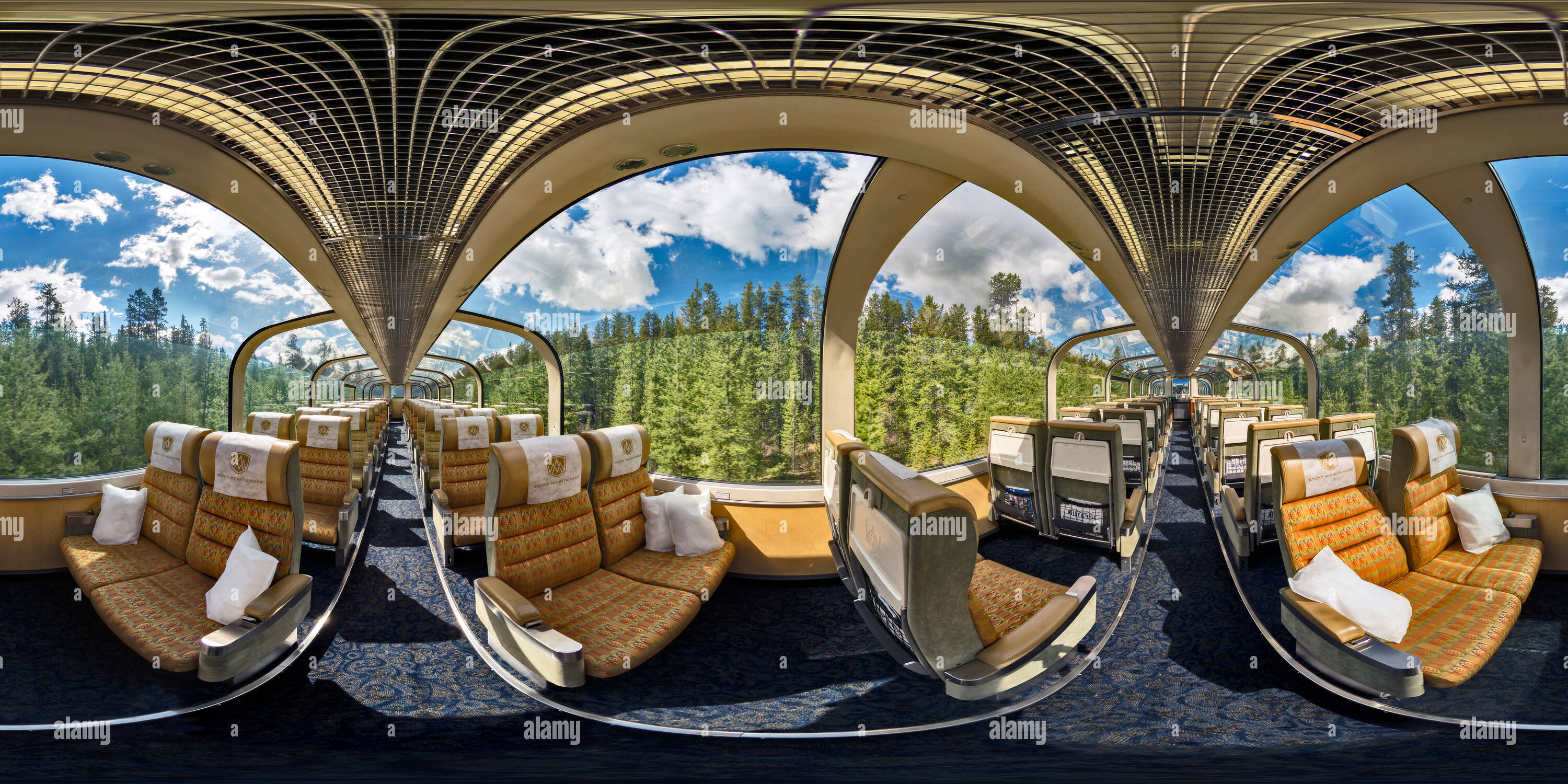 360° view of Rocky Mountaineer Gold Leaf Service Alamy