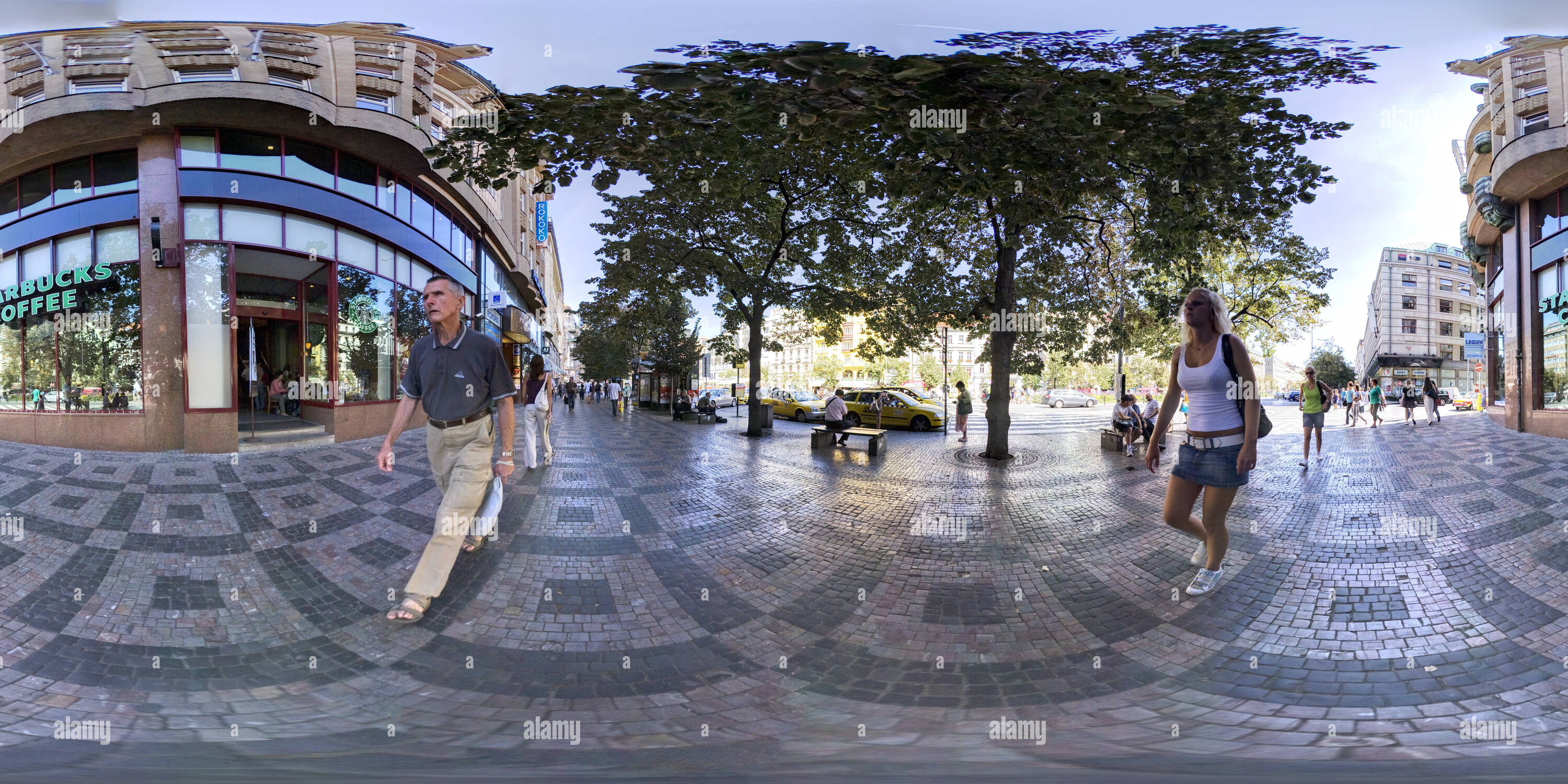 360° view of Vaclavske Namesti (Wenceslas Square) Shopping 05 Alamy