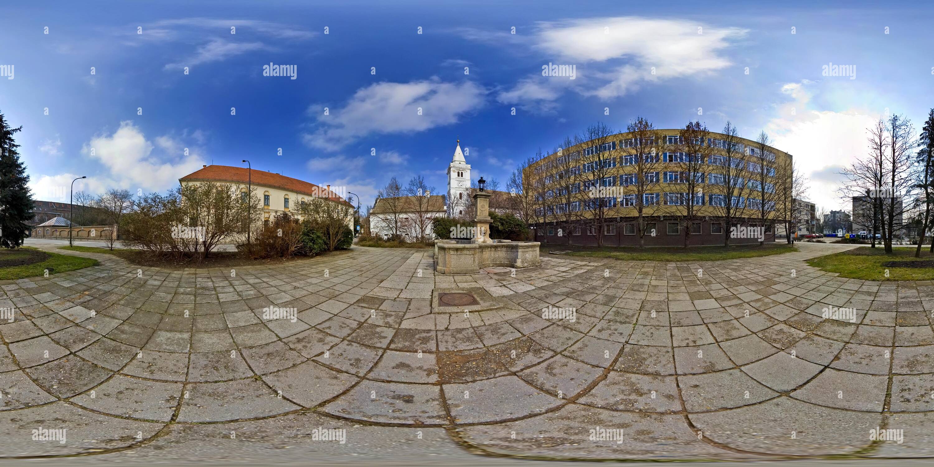 360 degree panoramic view of Reformed church and ornament well