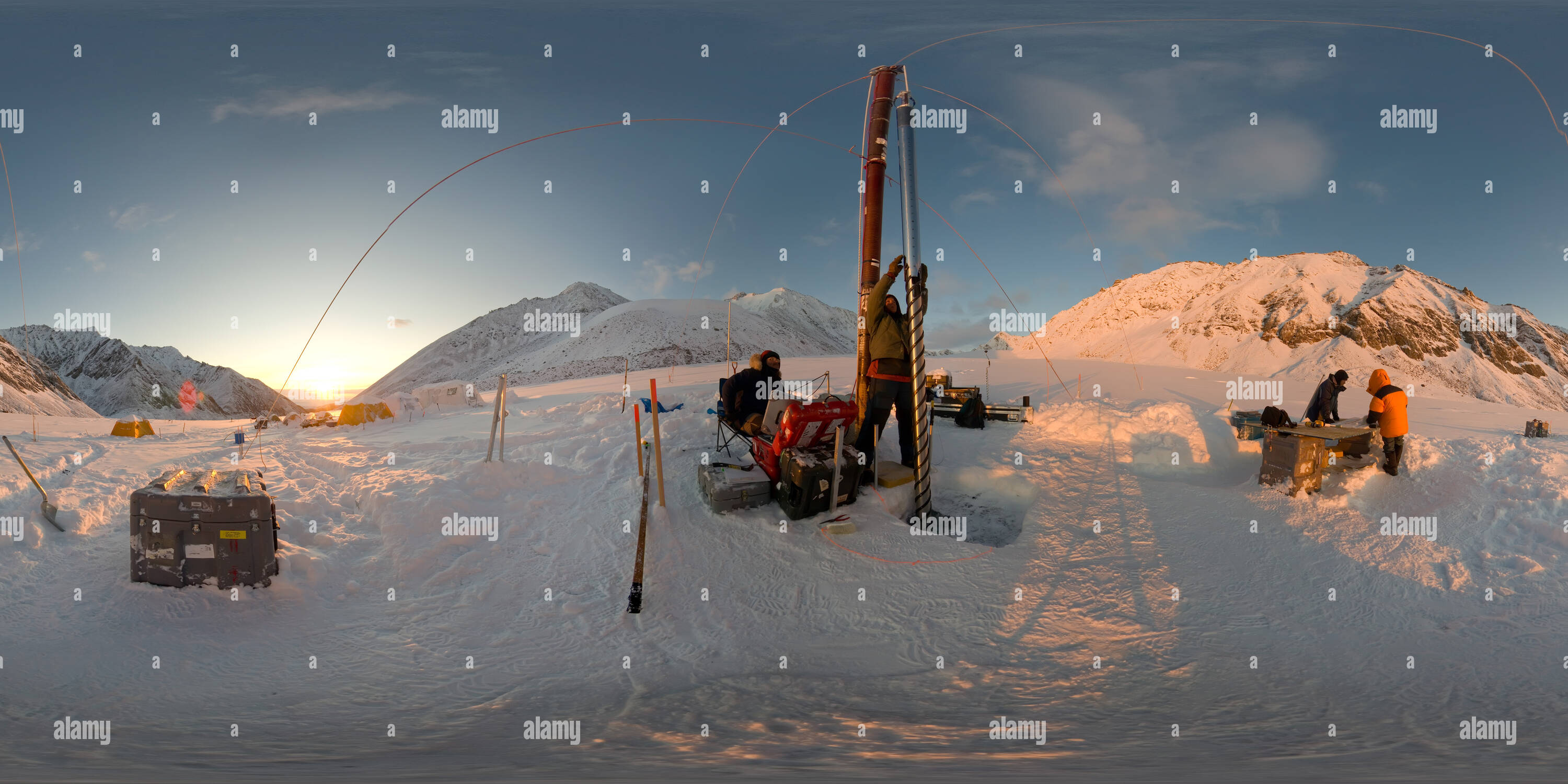 Drilling ice hi-res stock photography and images - Page 4 - Alamy